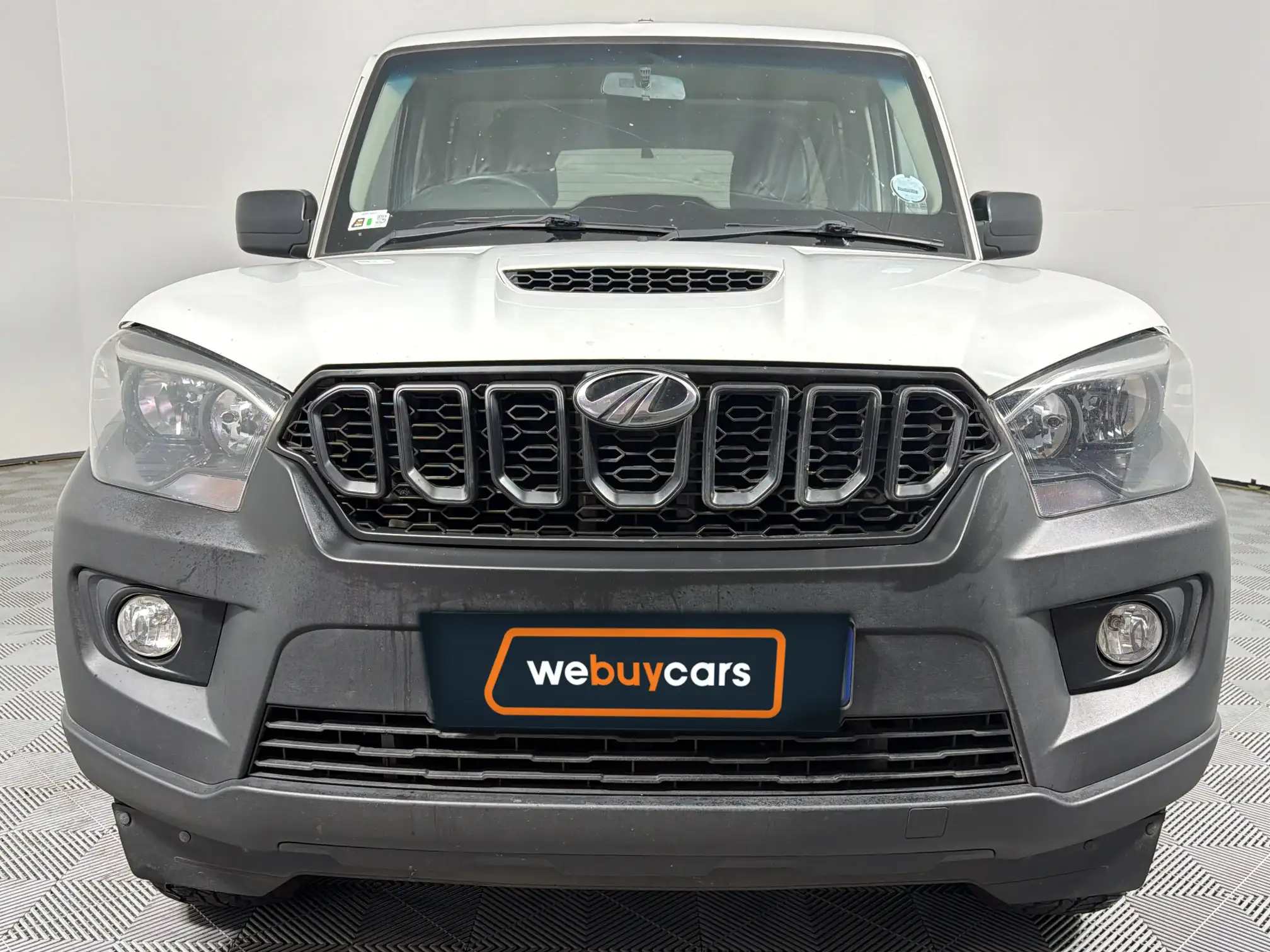 Mahindra PIK UP