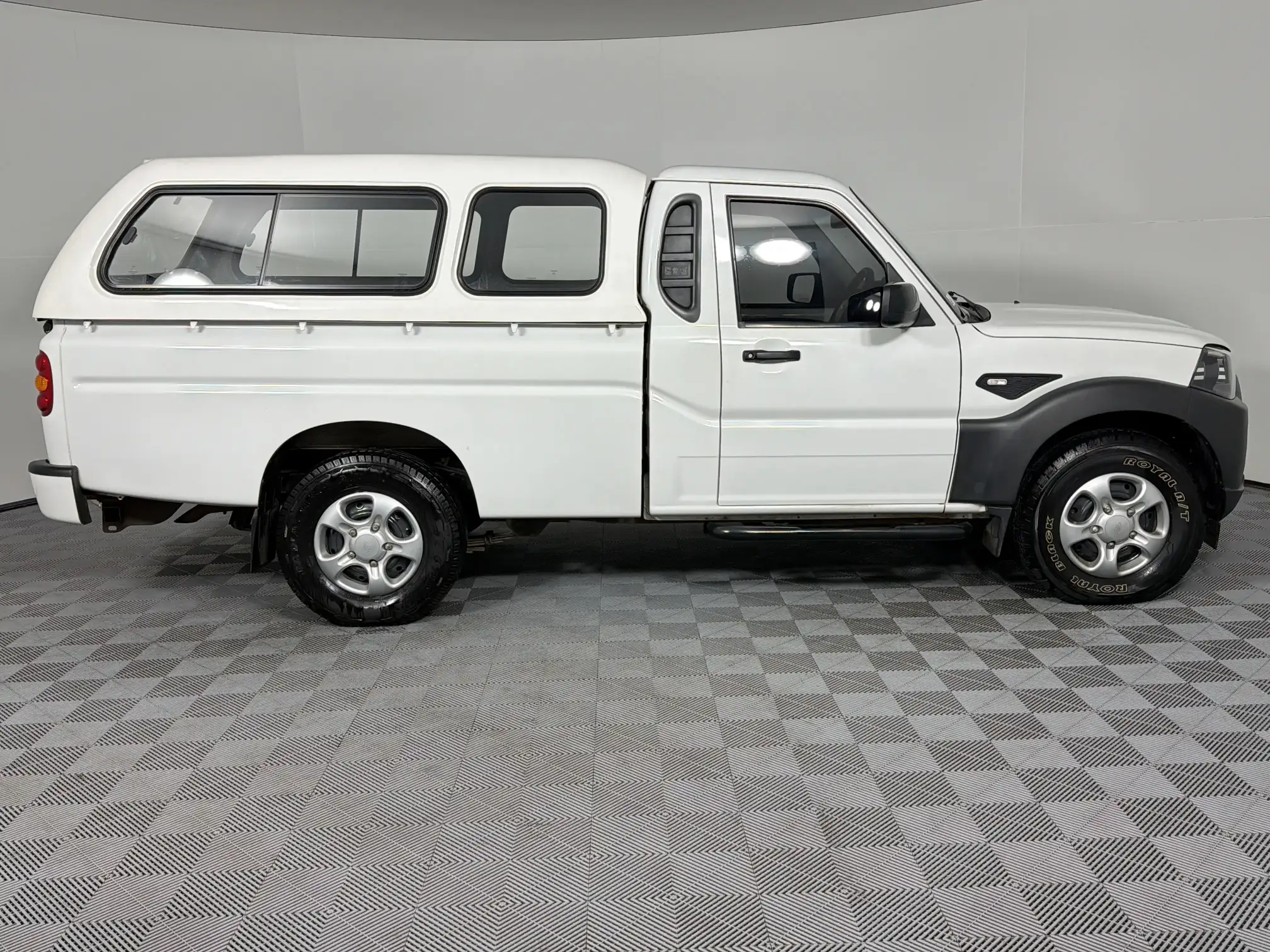 Mahindra PIK UP
