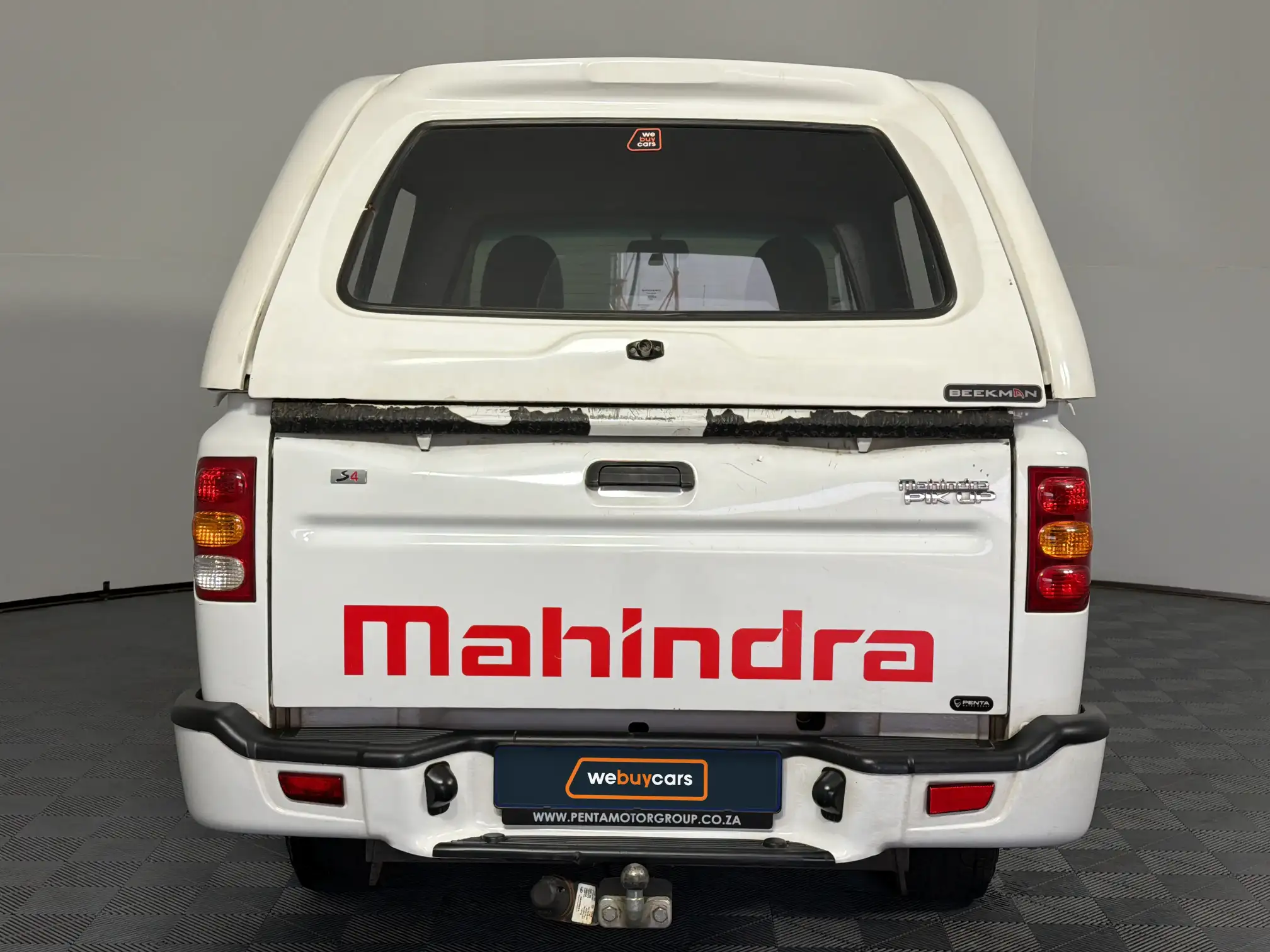 Mahindra PIK UP