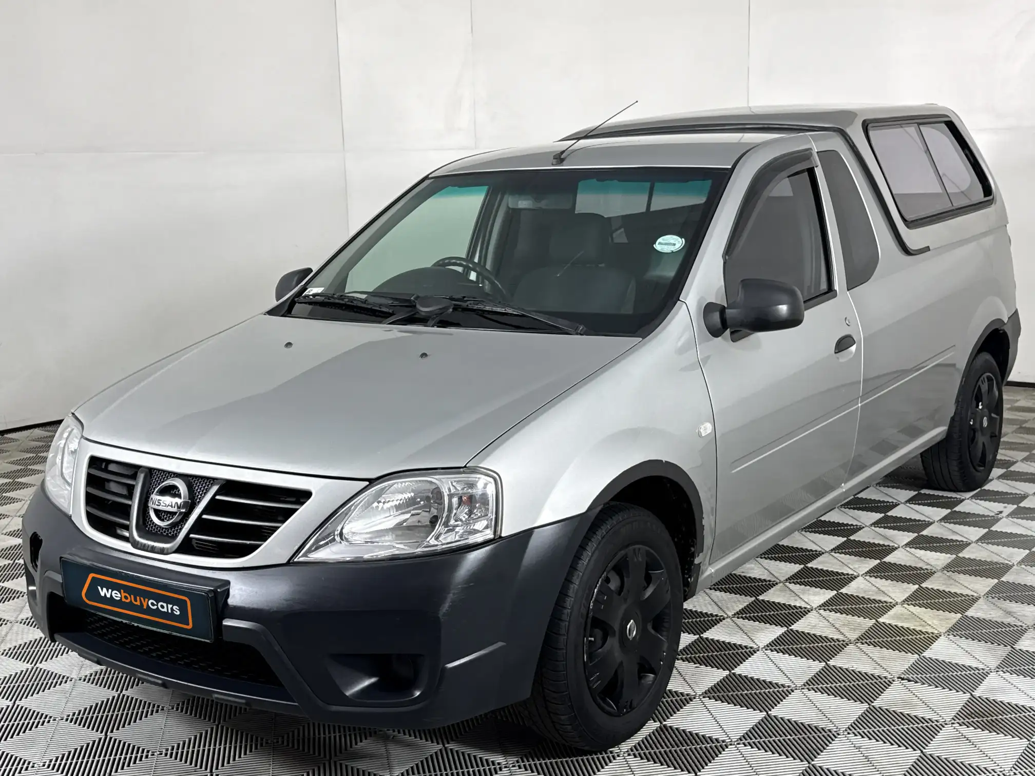 2015 Nissan NP200