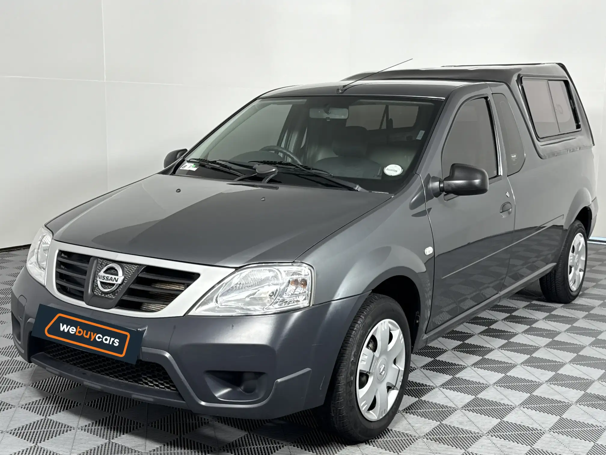 2015 Nissan NP200