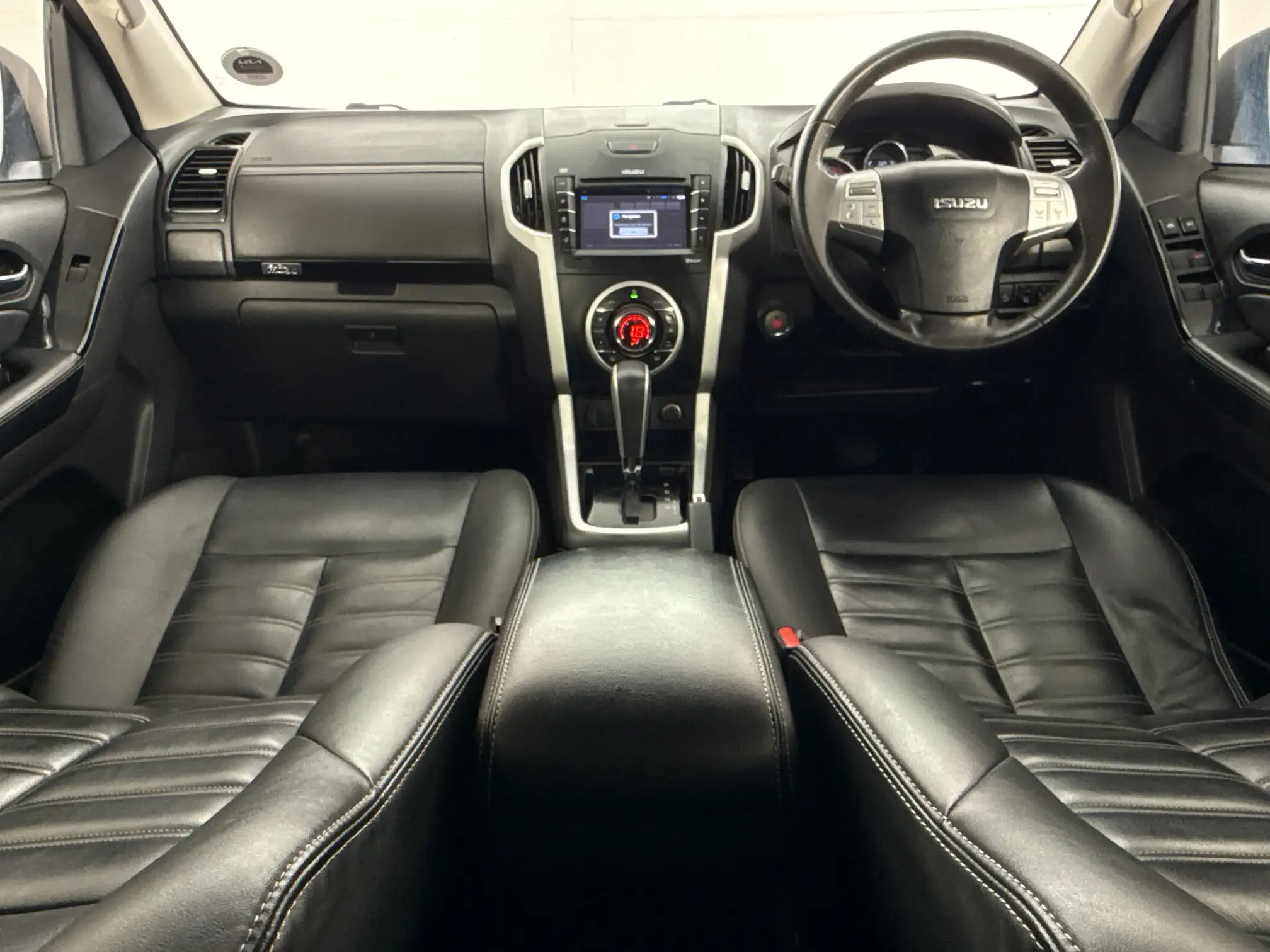 Isuzu MU-X