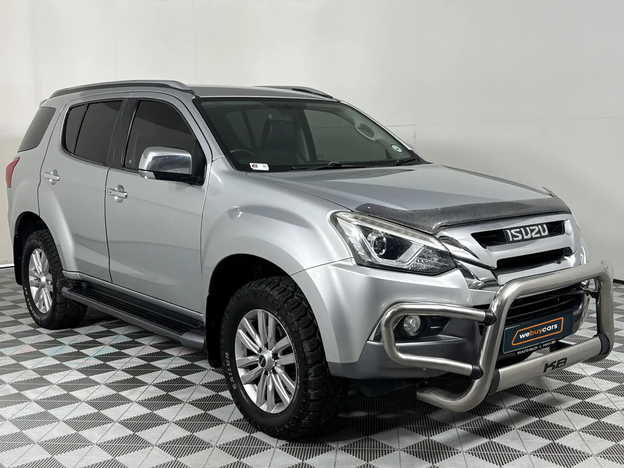 Isuzu MU-X