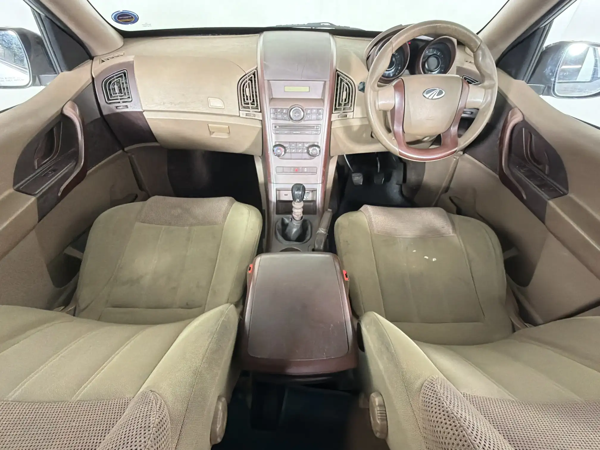 Mahindra XUV