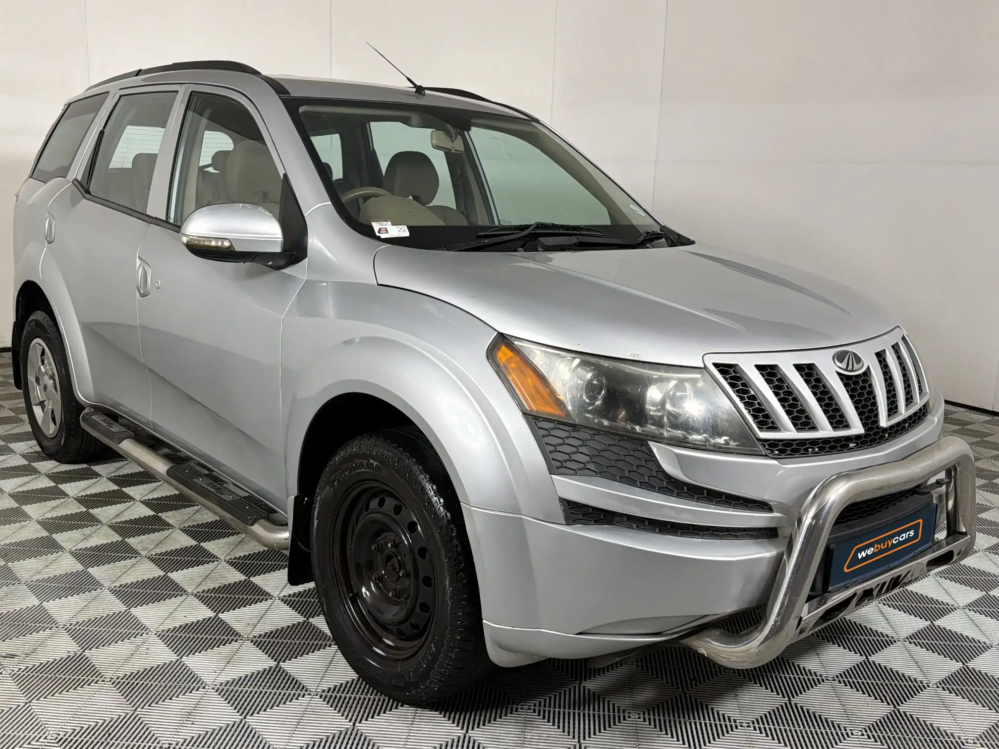 Mahindra XUV