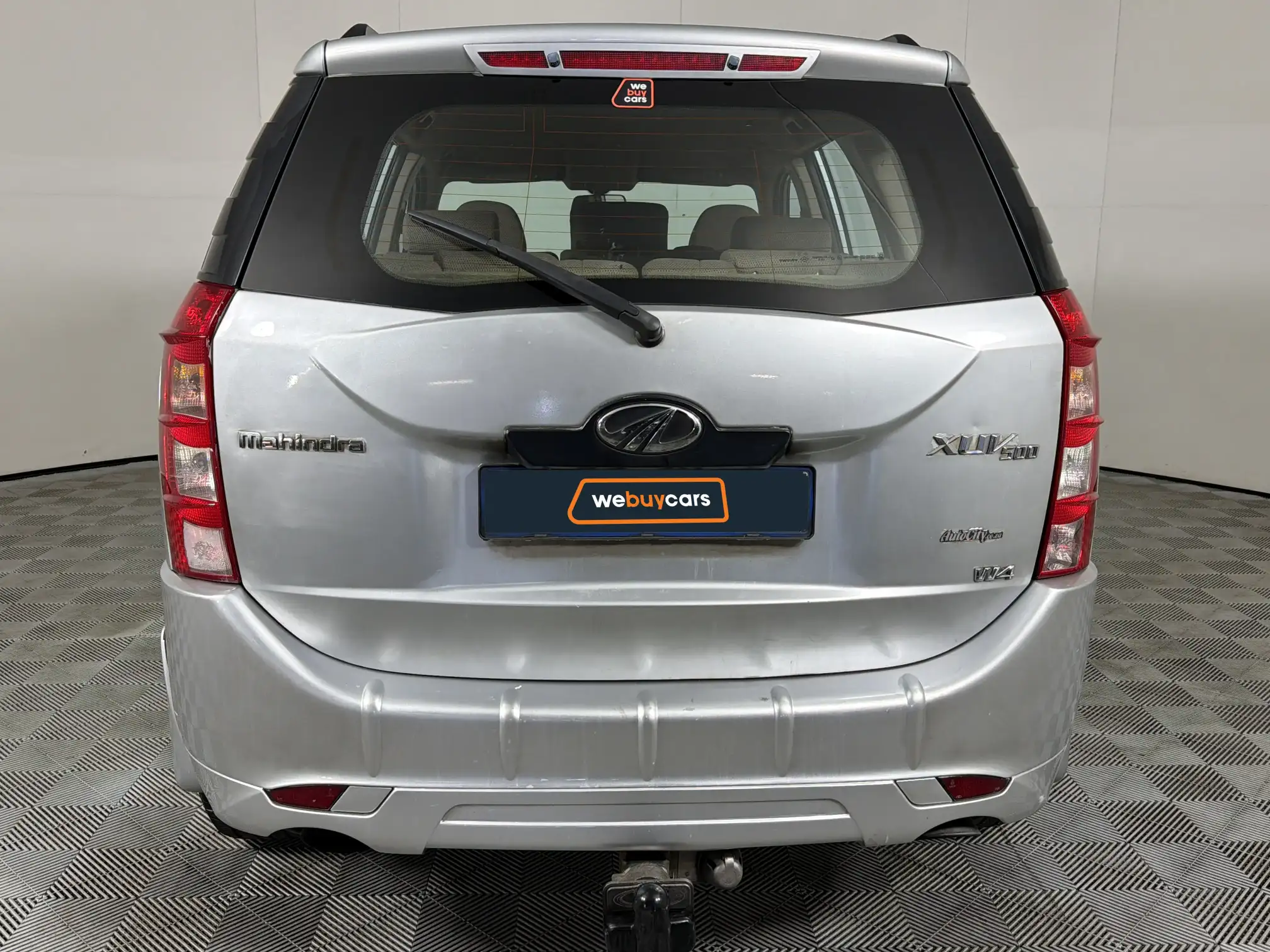 Mahindra XUV