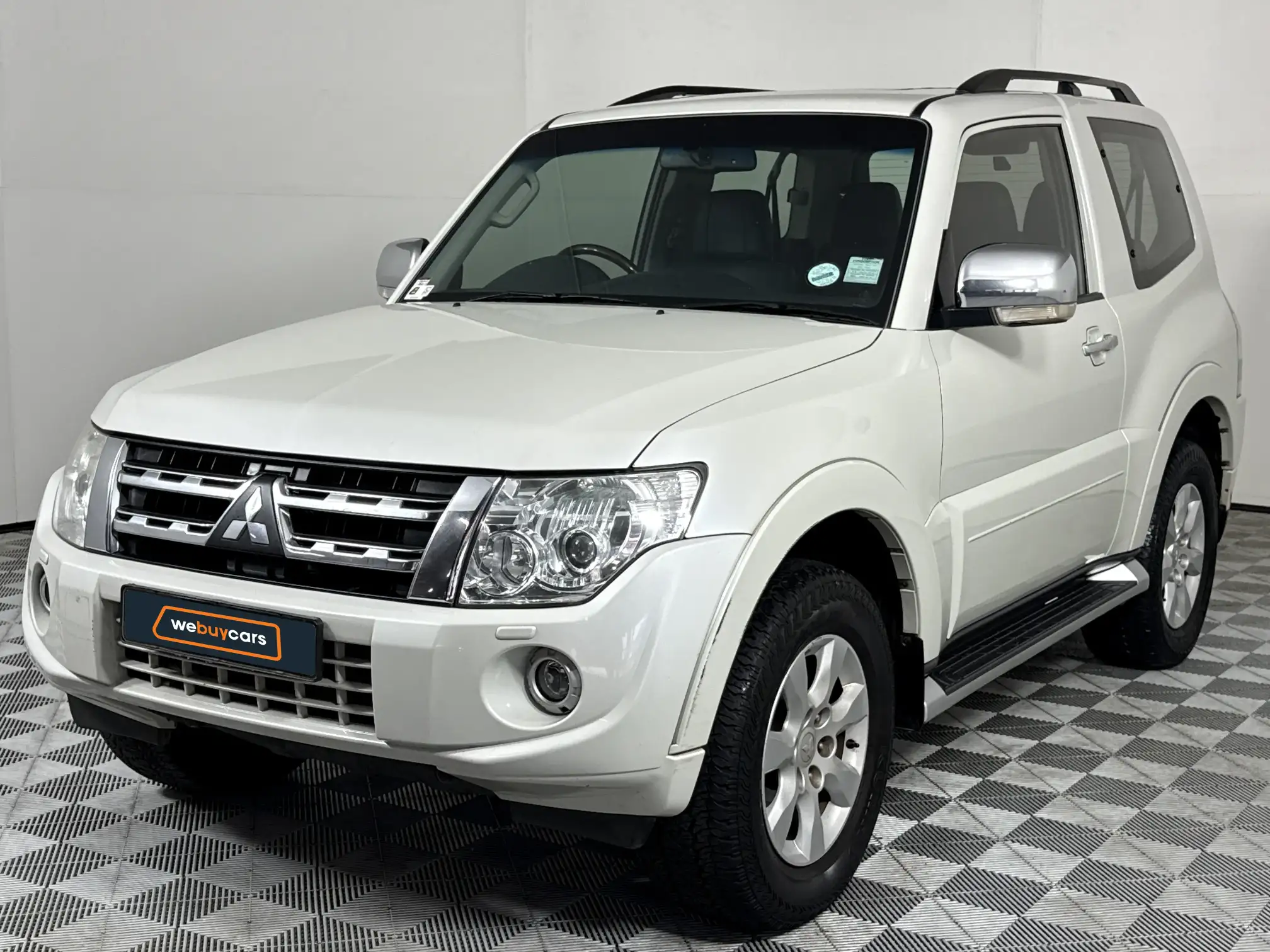2013 Mitsubishi Pajero