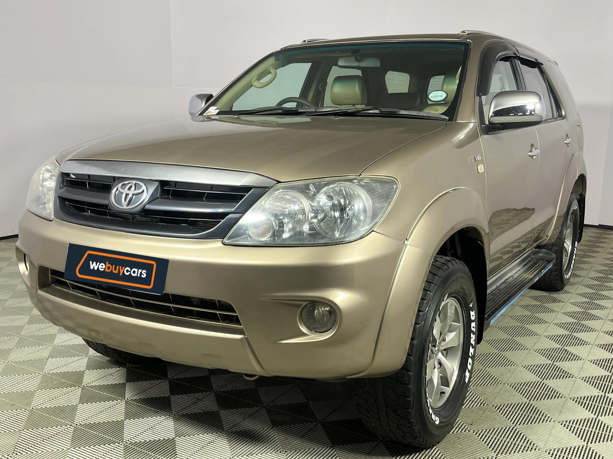 Toyota Fortuner I 4.0 V6 4X4