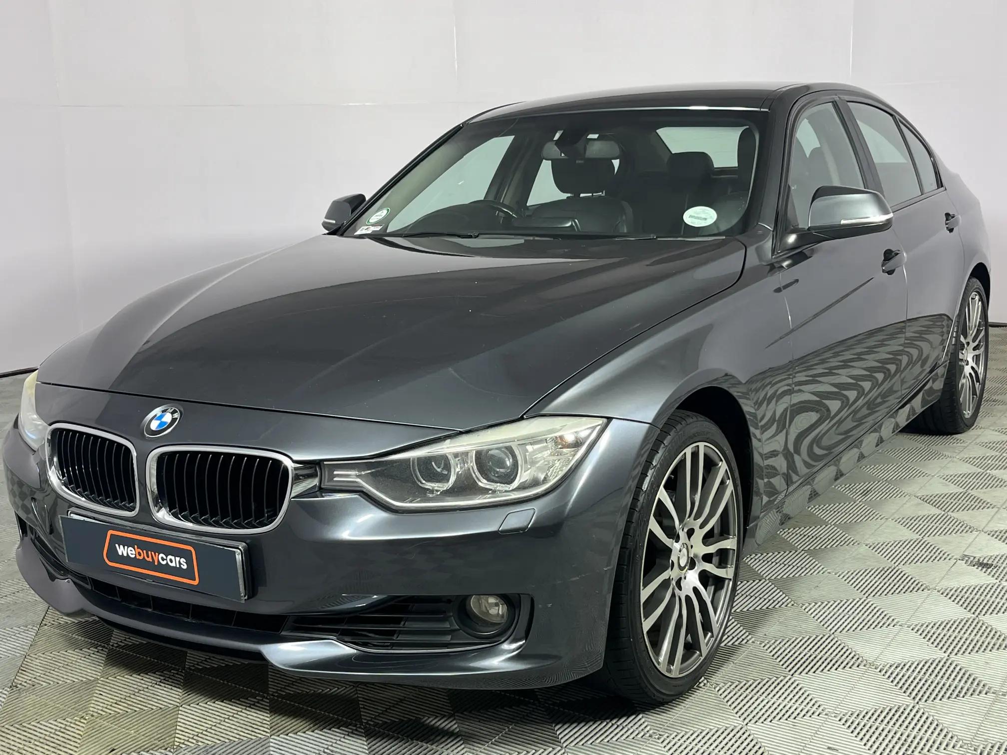 BMW 320i (F30)