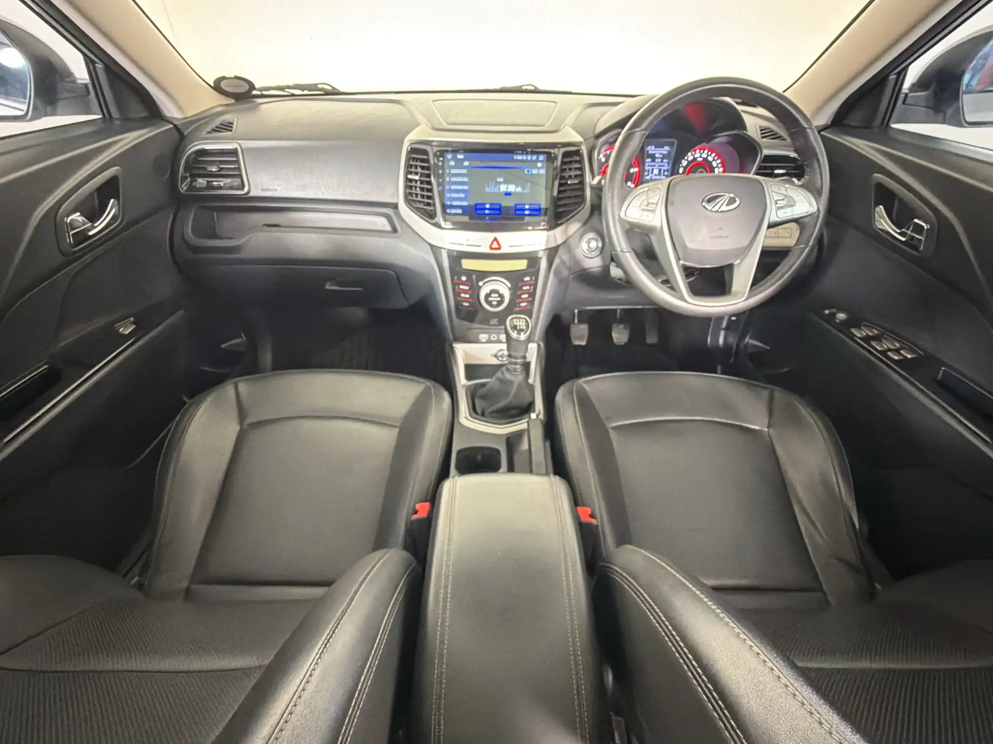 Mahindra Xuv300