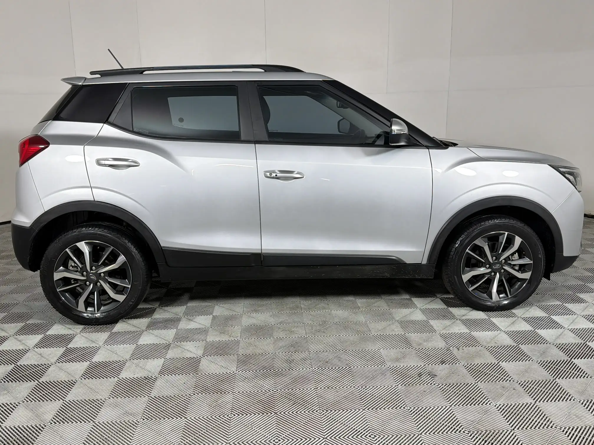 Mahindra Xuv300