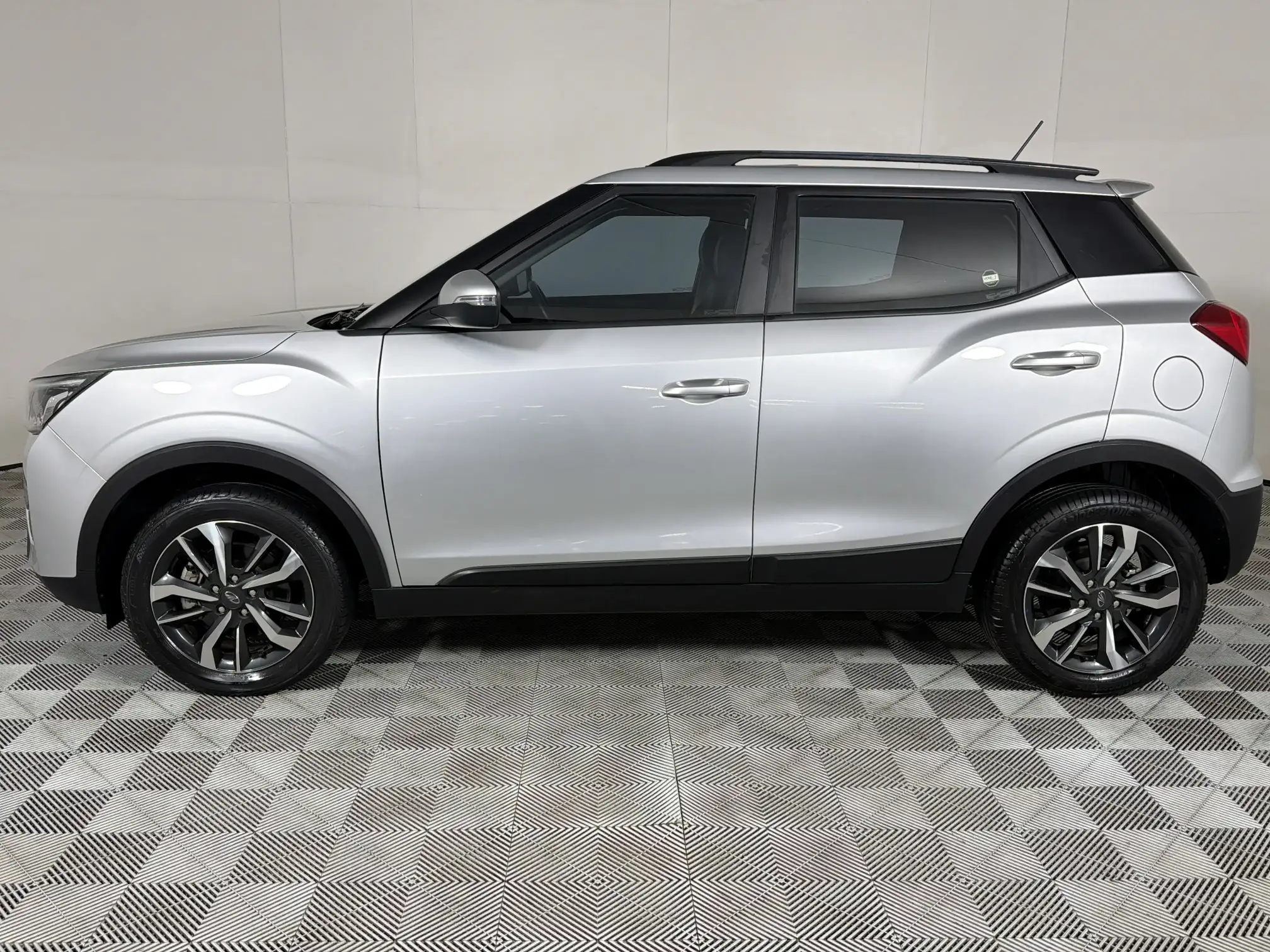 Mahindra Xuv300