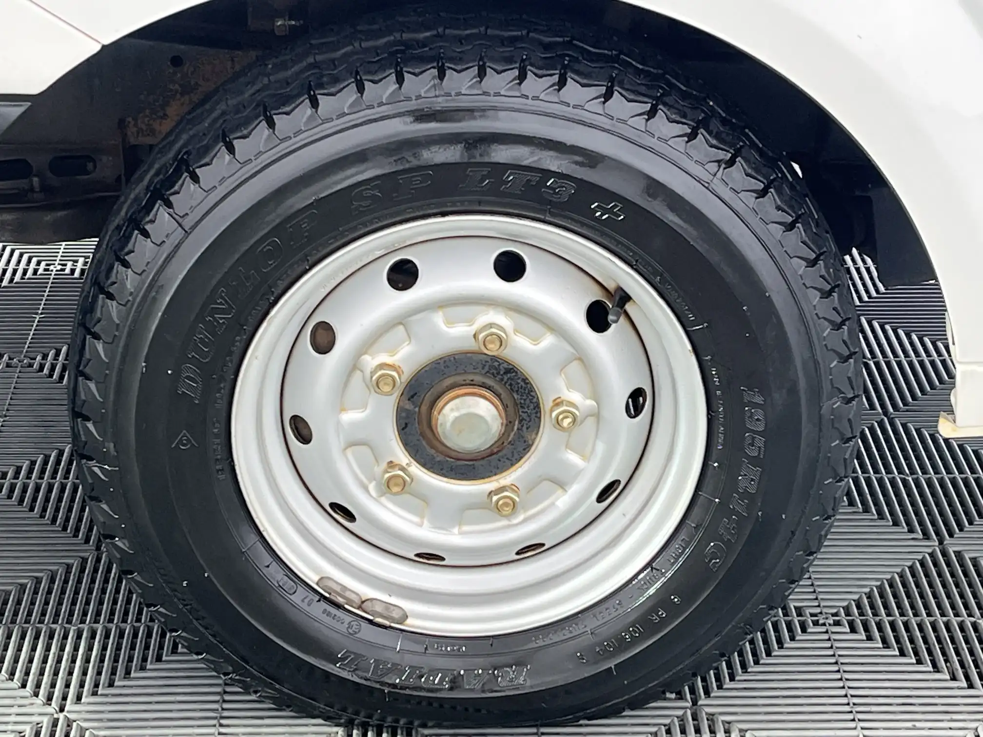 KIA K 2700