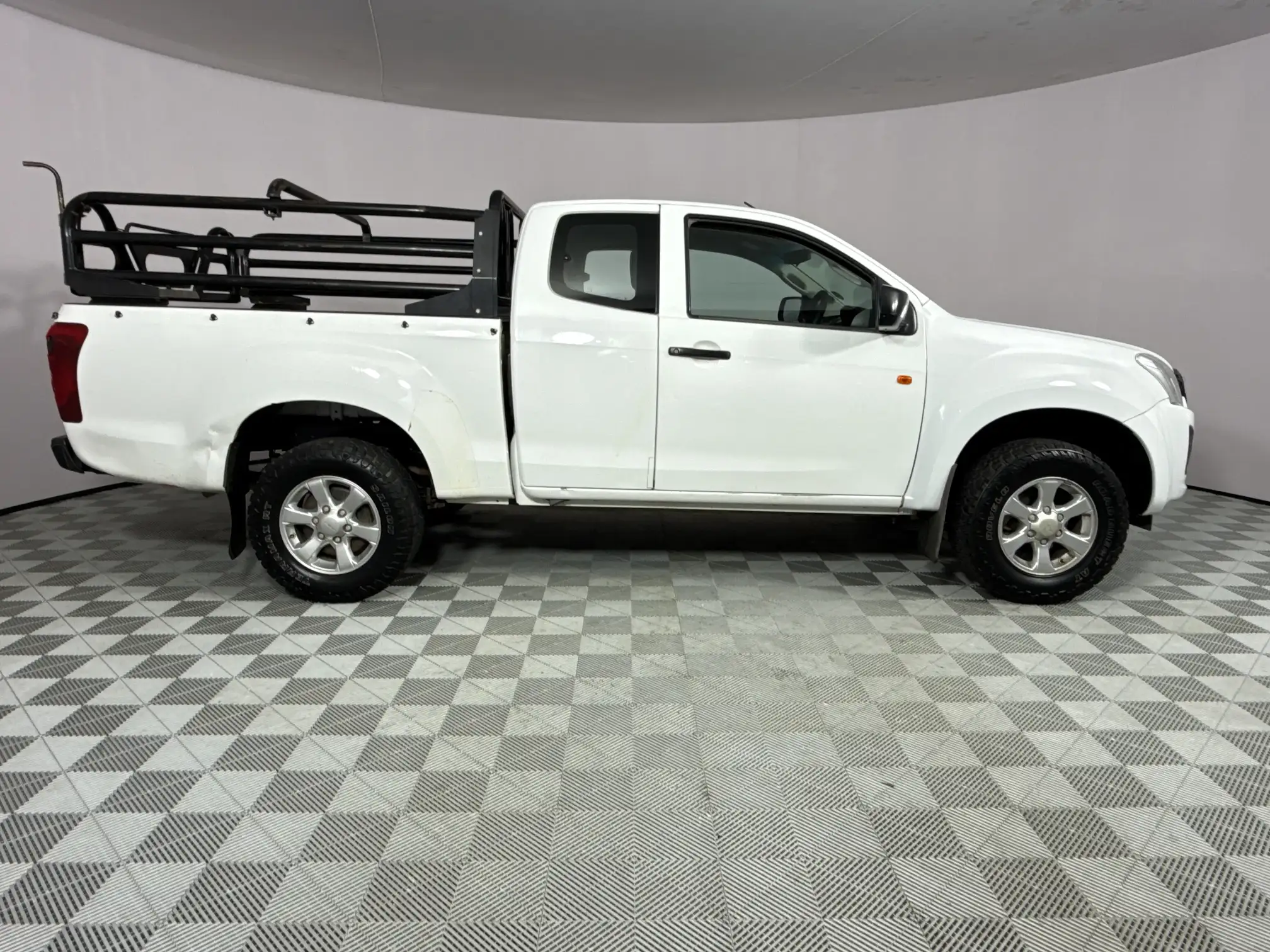 Isuzu D-MAX