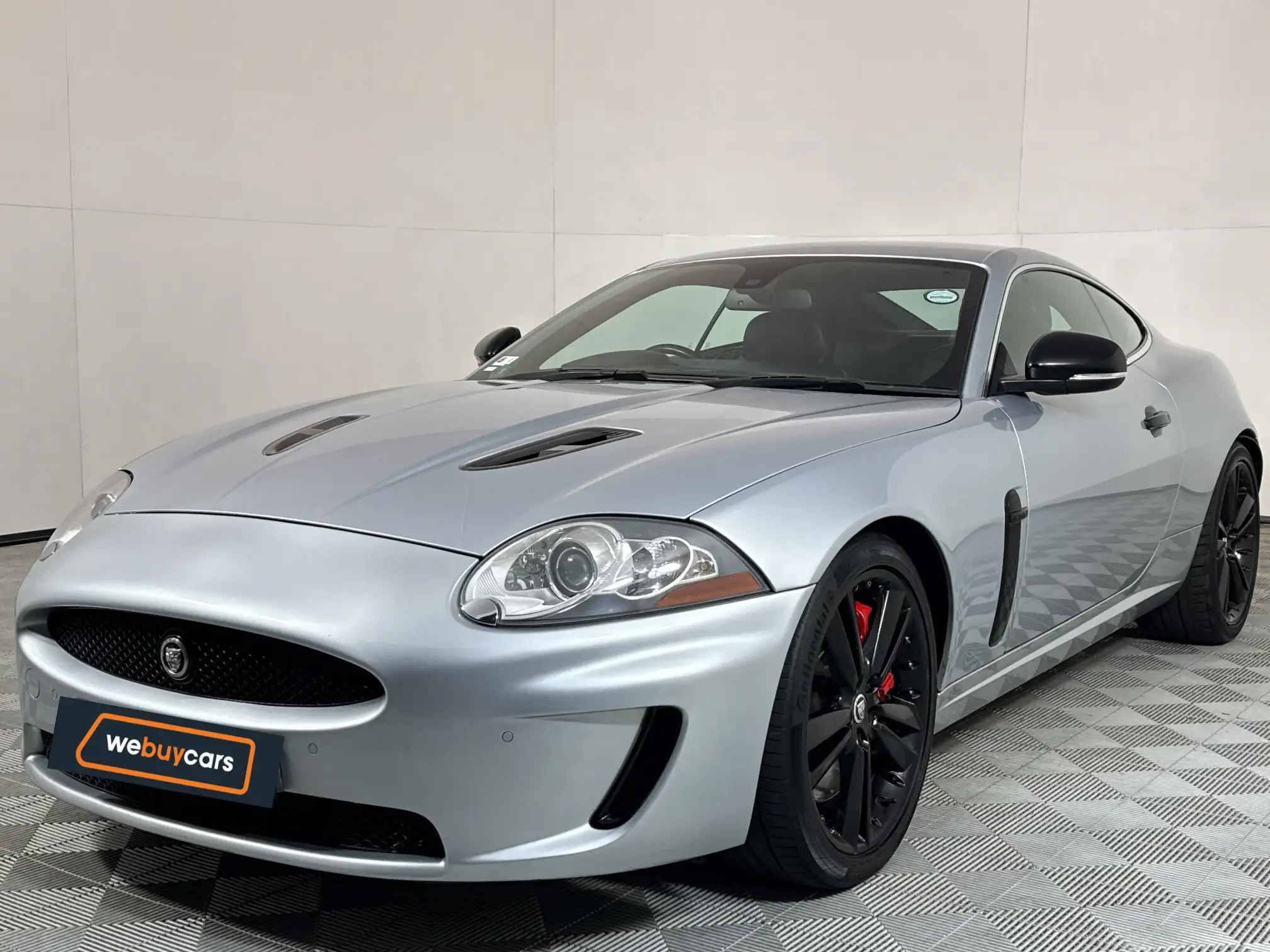 2010 Jaguar XKR