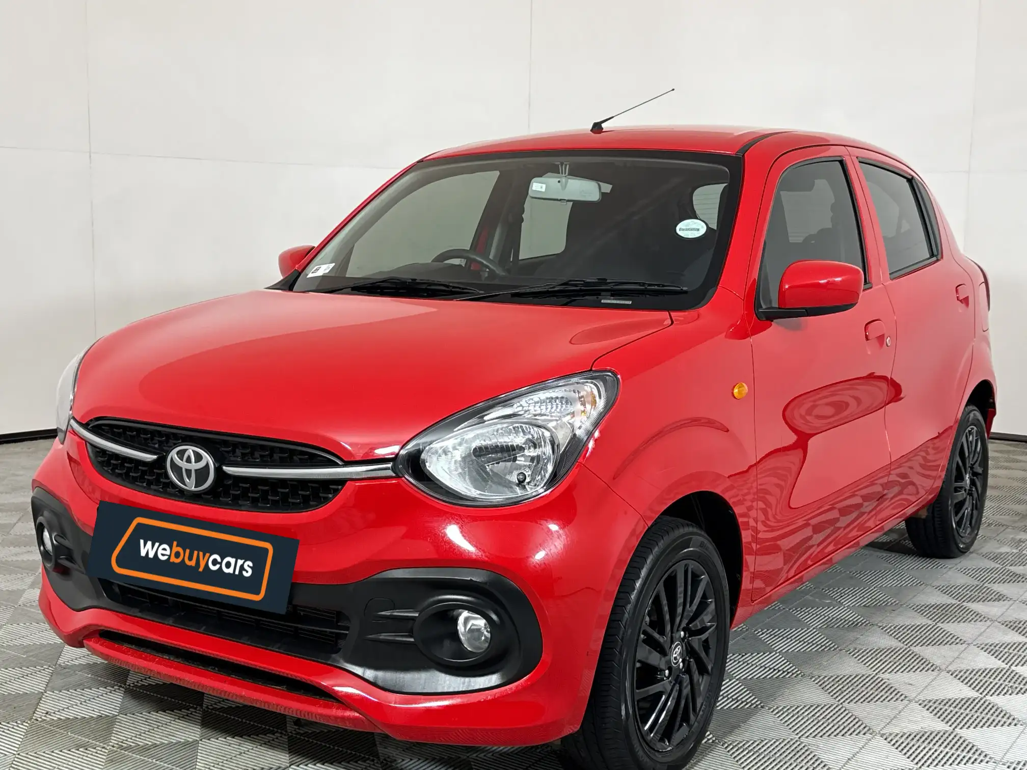 2023 Toyota Vitz