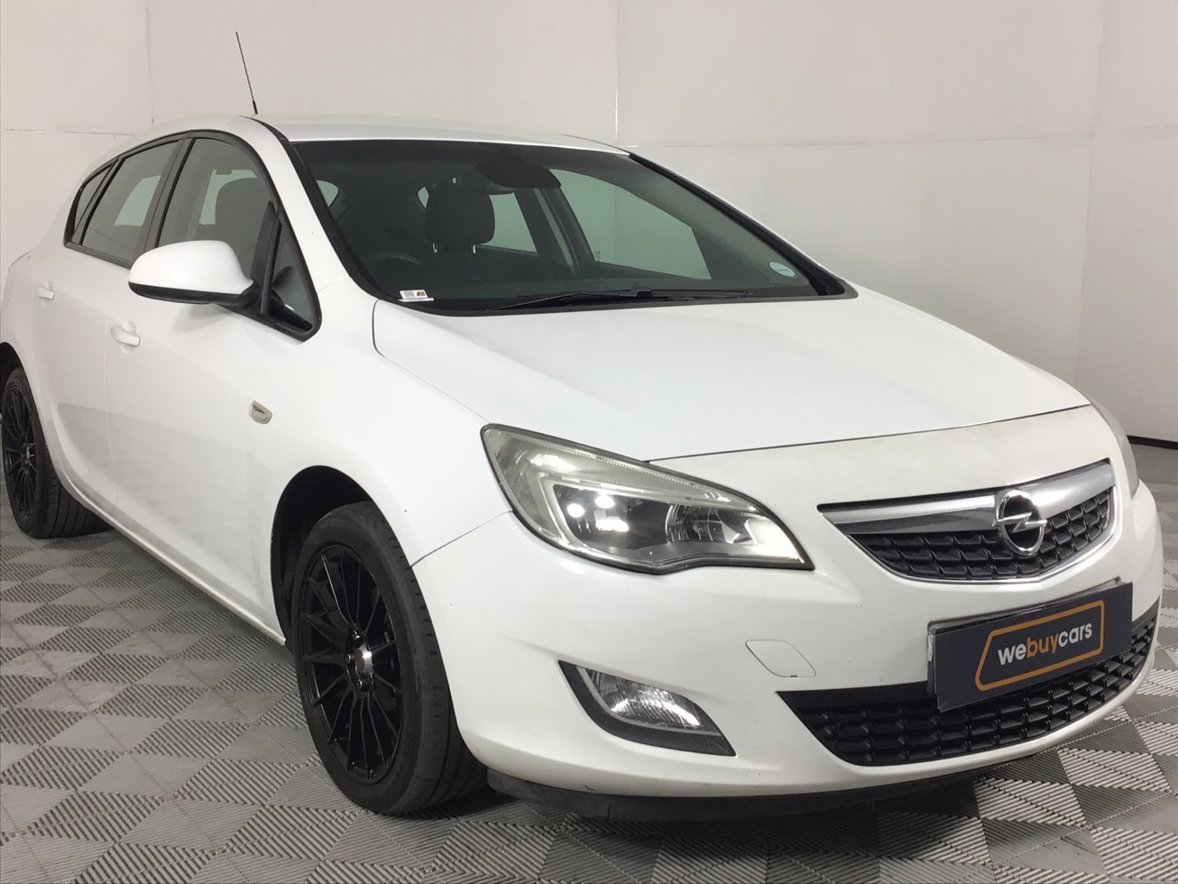 Essentia opel astra