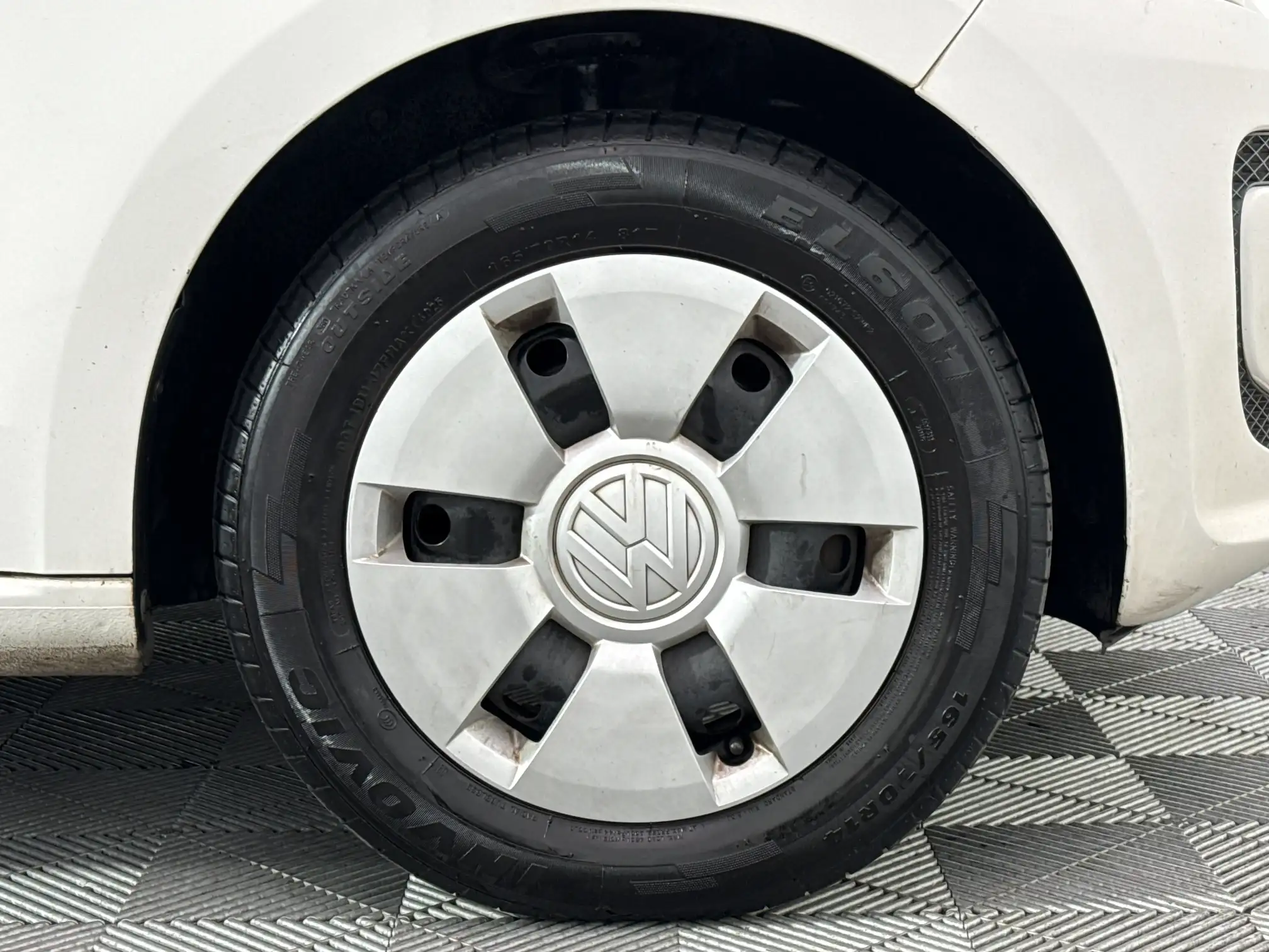 Volkswagen UP