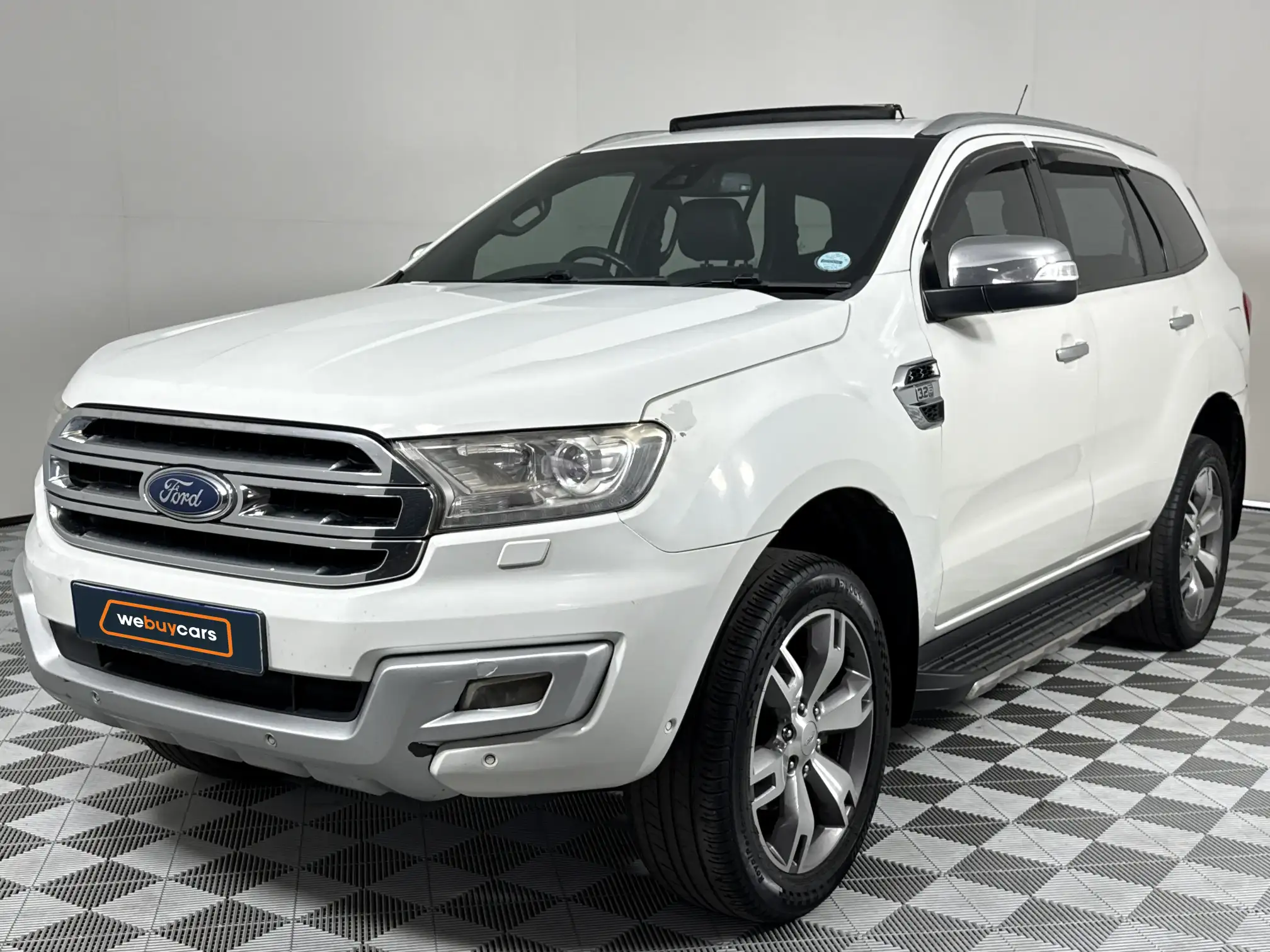 2015 Ford Everest