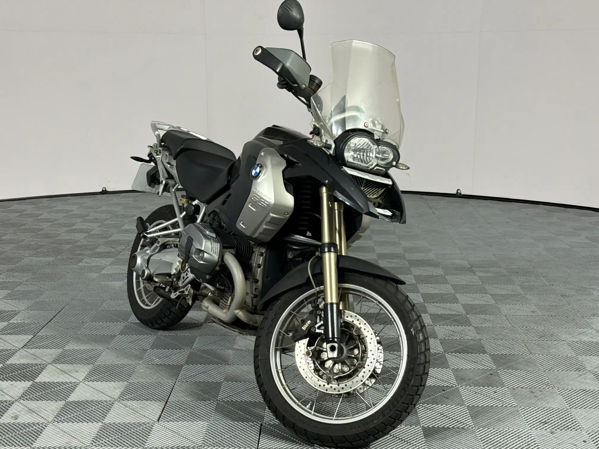BMW R Series