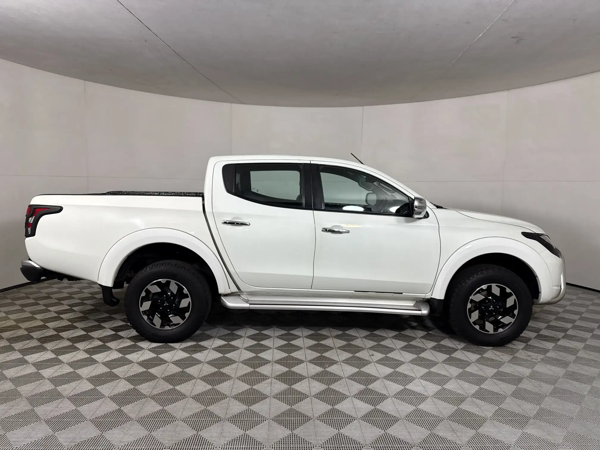 Mitsubishi Triton