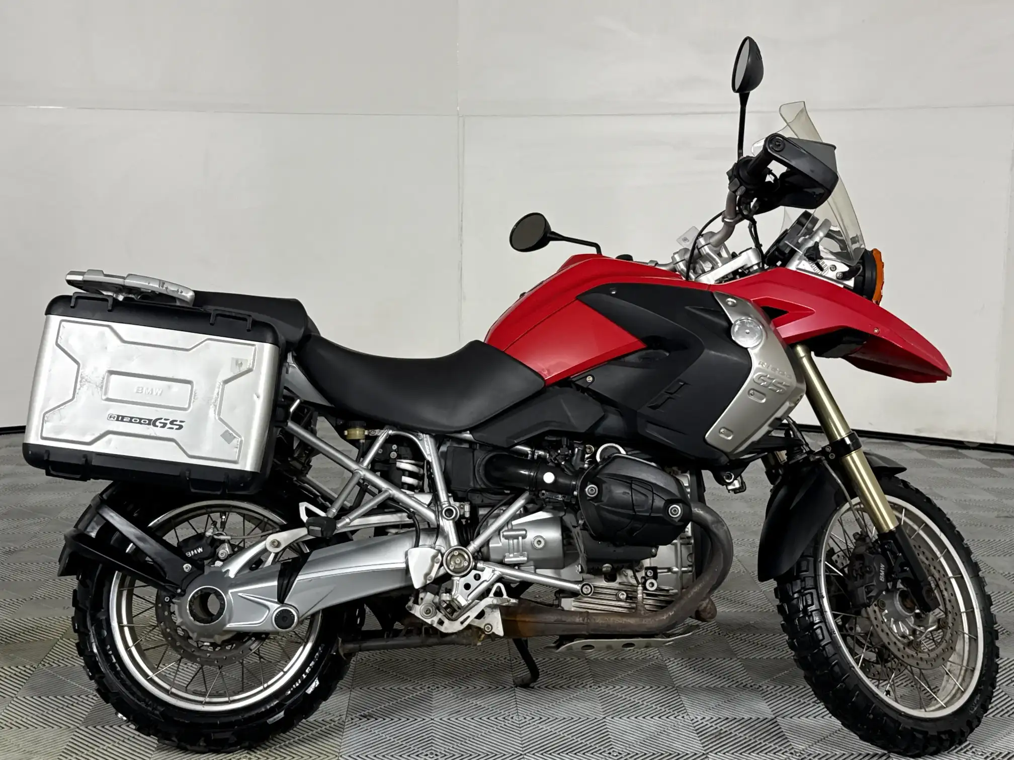 BMW R Series