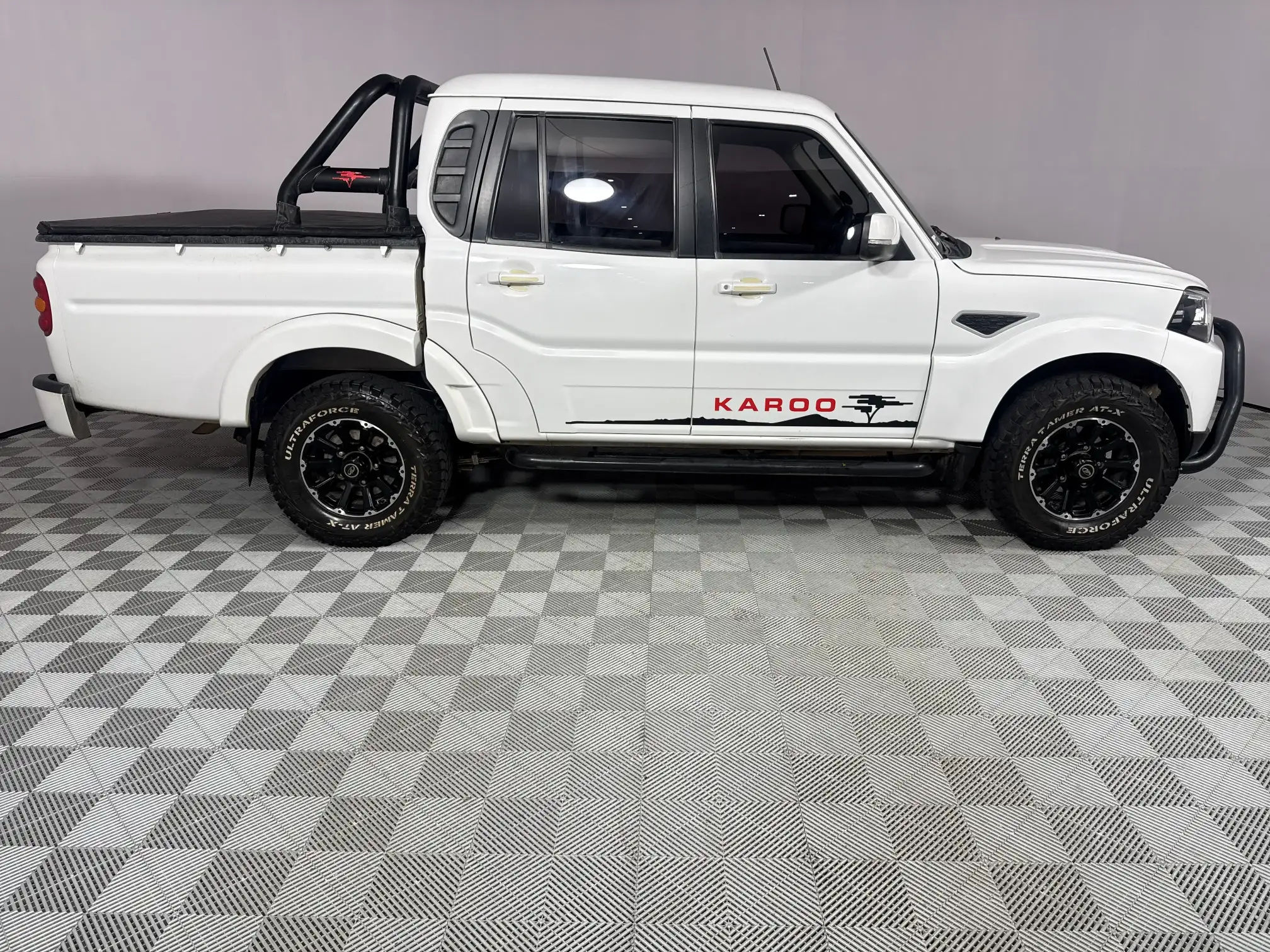 Mahindra PIK UP