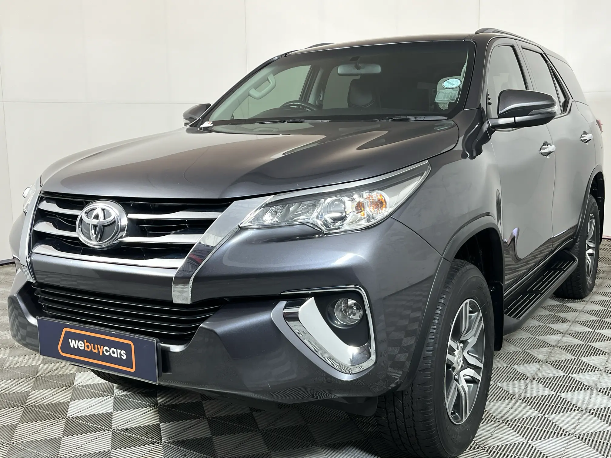 2019 Toyota Fortuner 2.4gd-6 R/B Auto