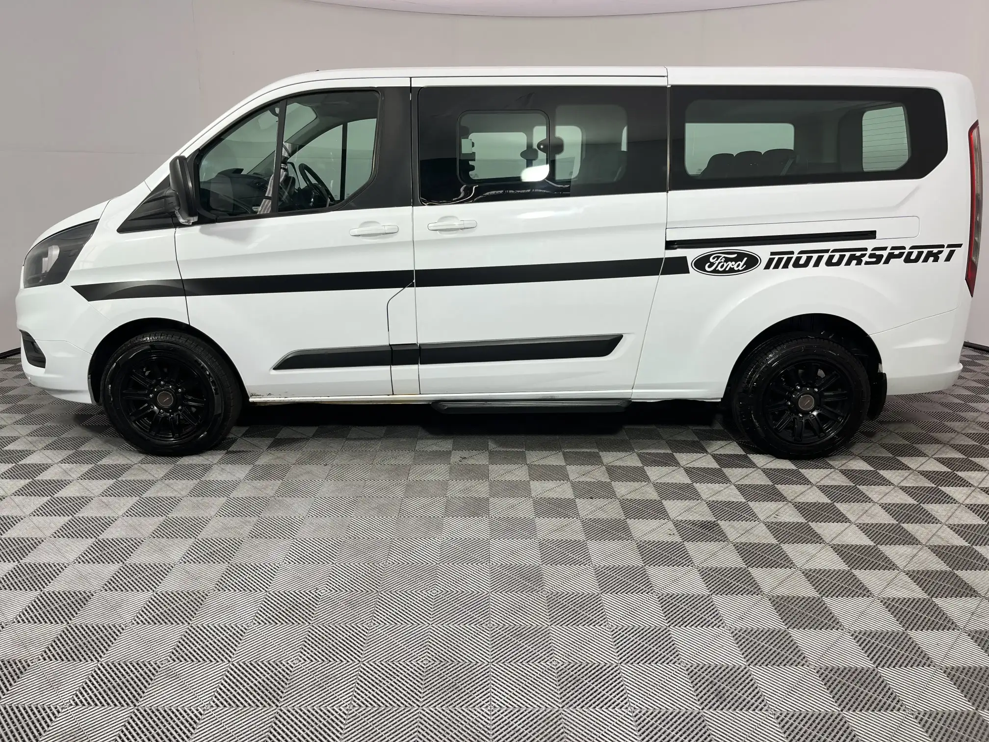 Ford Tourneo