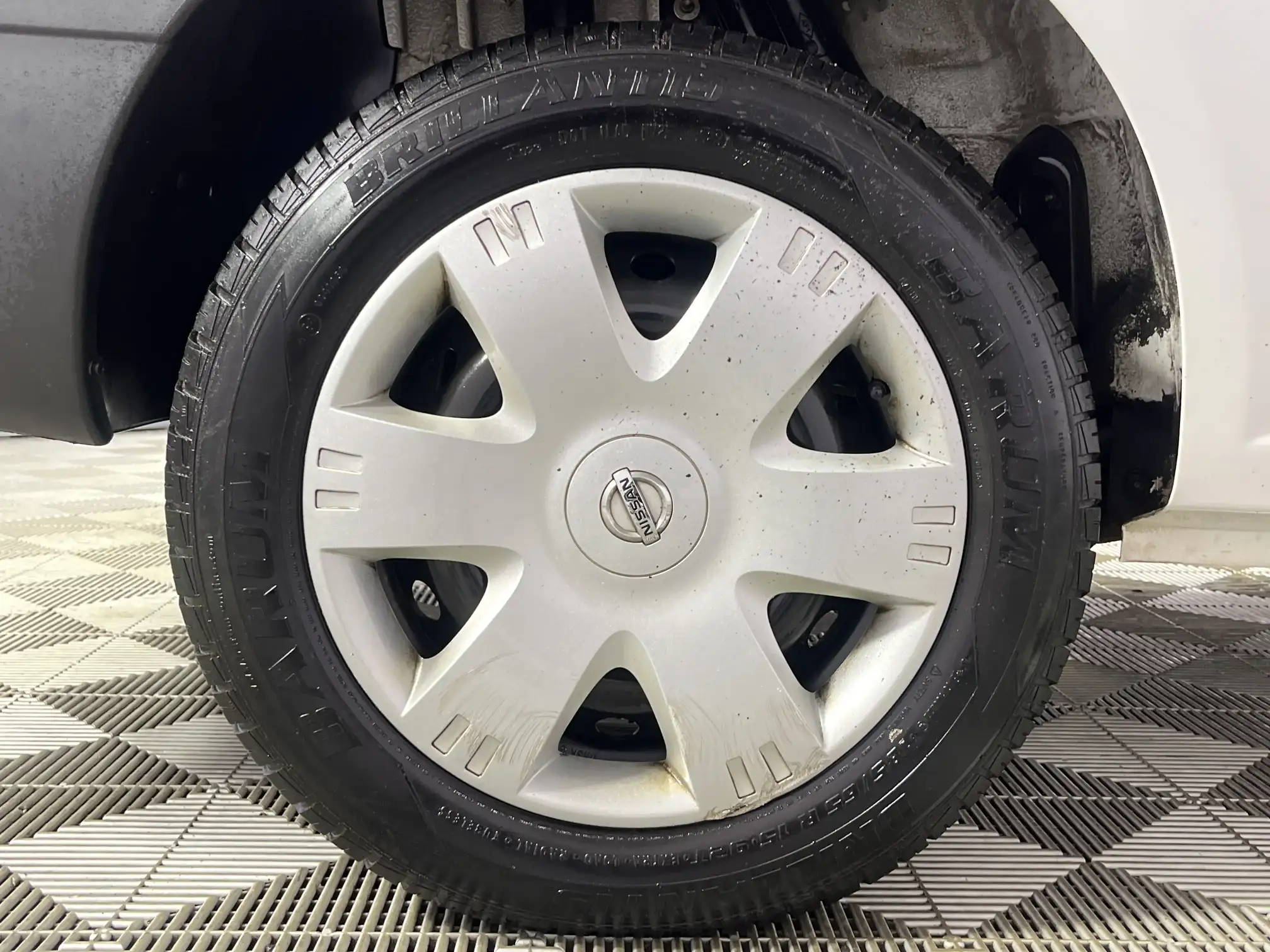 Nissan NP200