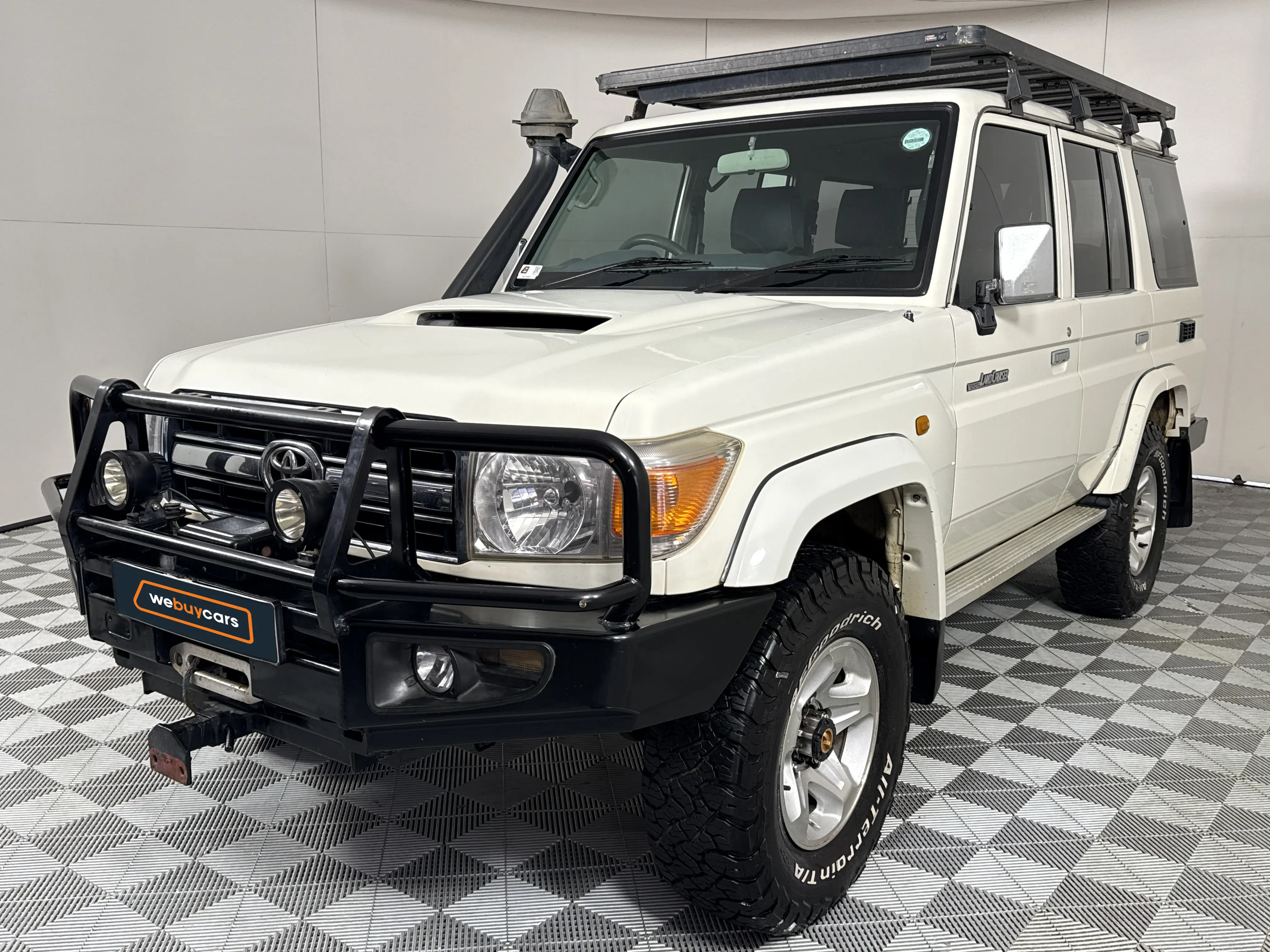 2013 Toyota Land Cruiser 70 Series 76 4.5d V8 Station Wagon