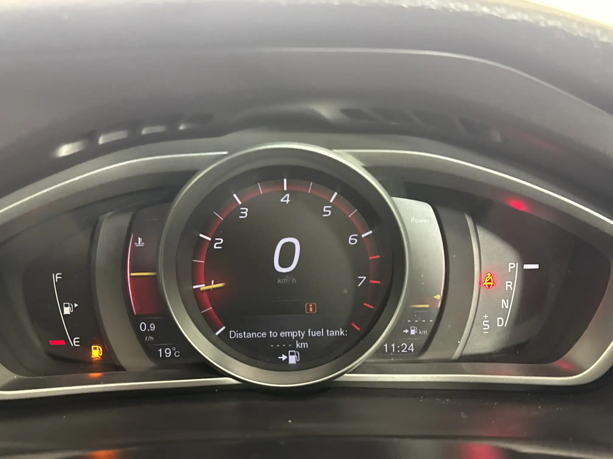Volvo V40