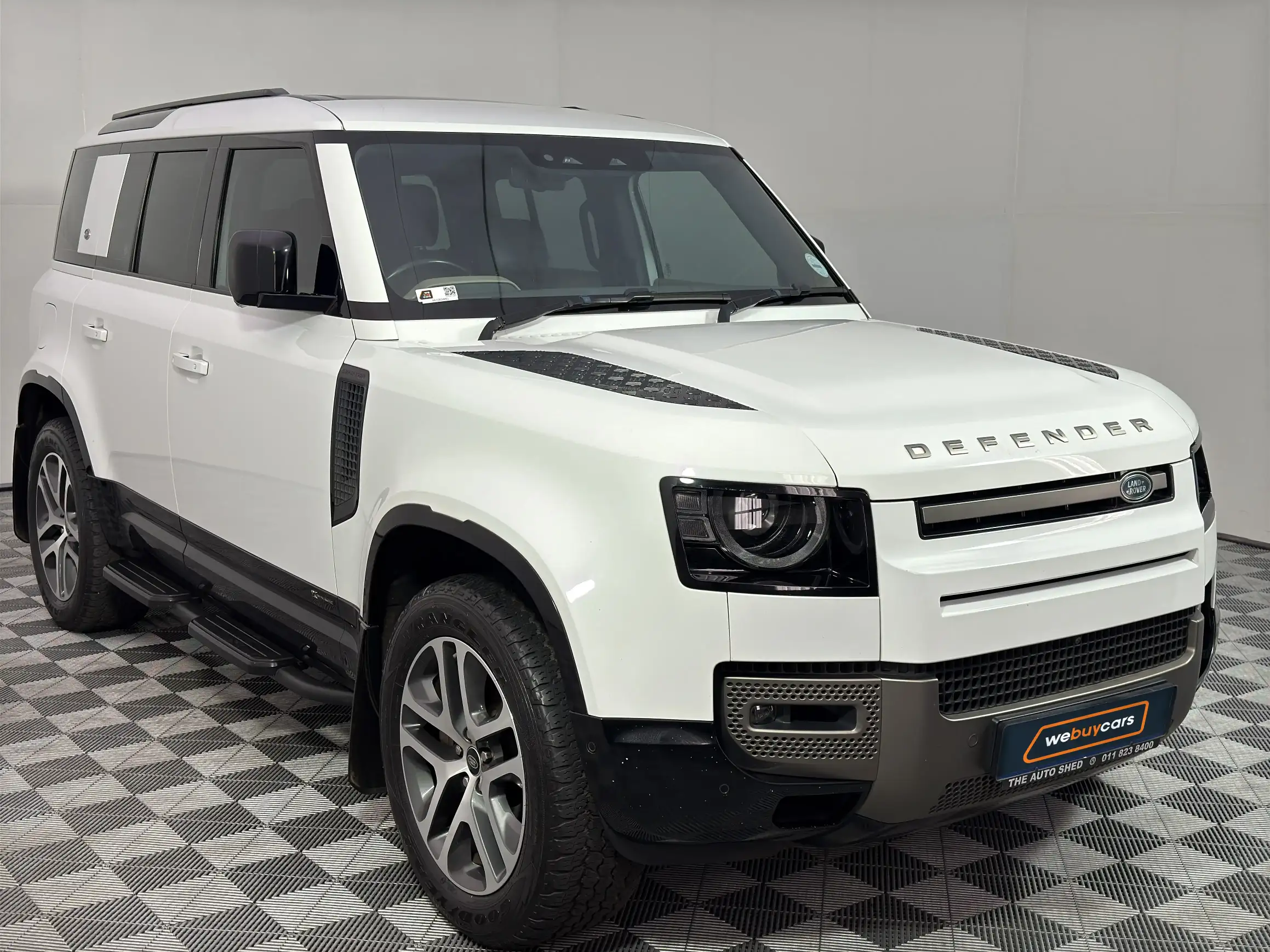Land Rover Defender 110