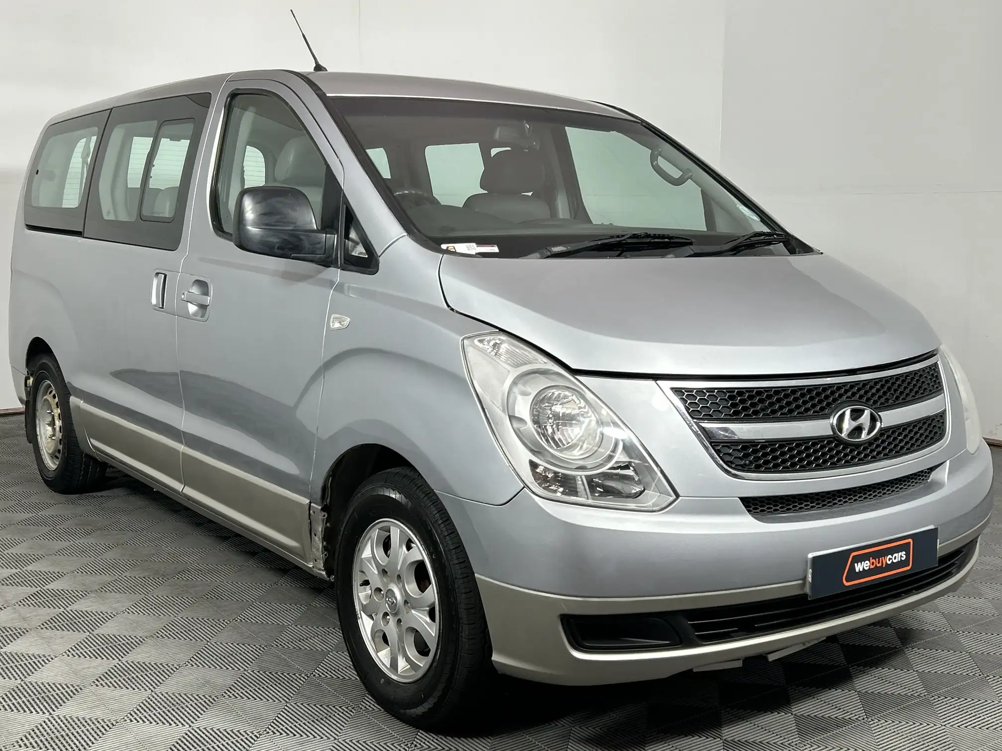 Hyundai H-1