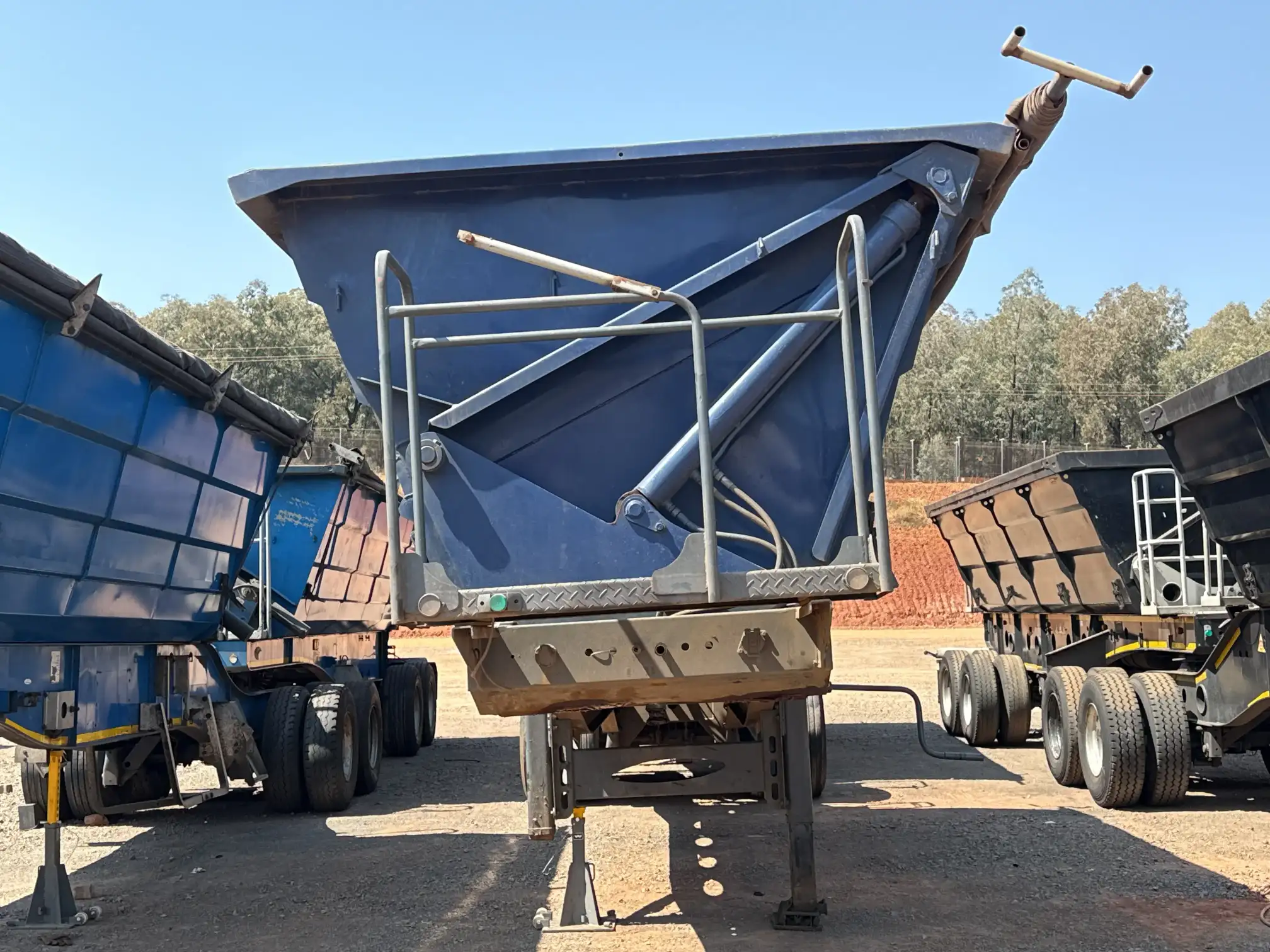 HPC Side tipper