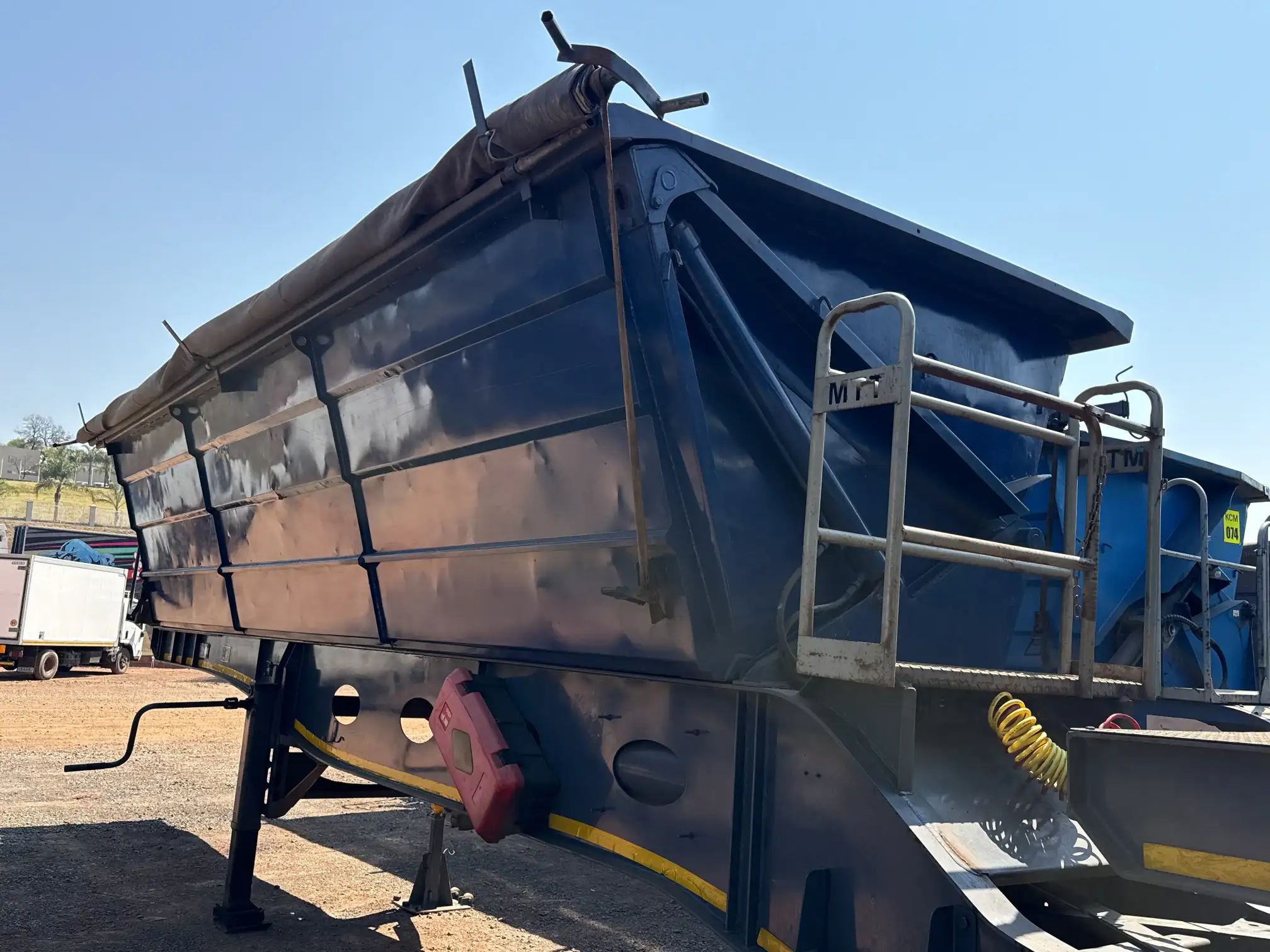 HPC Side tipper