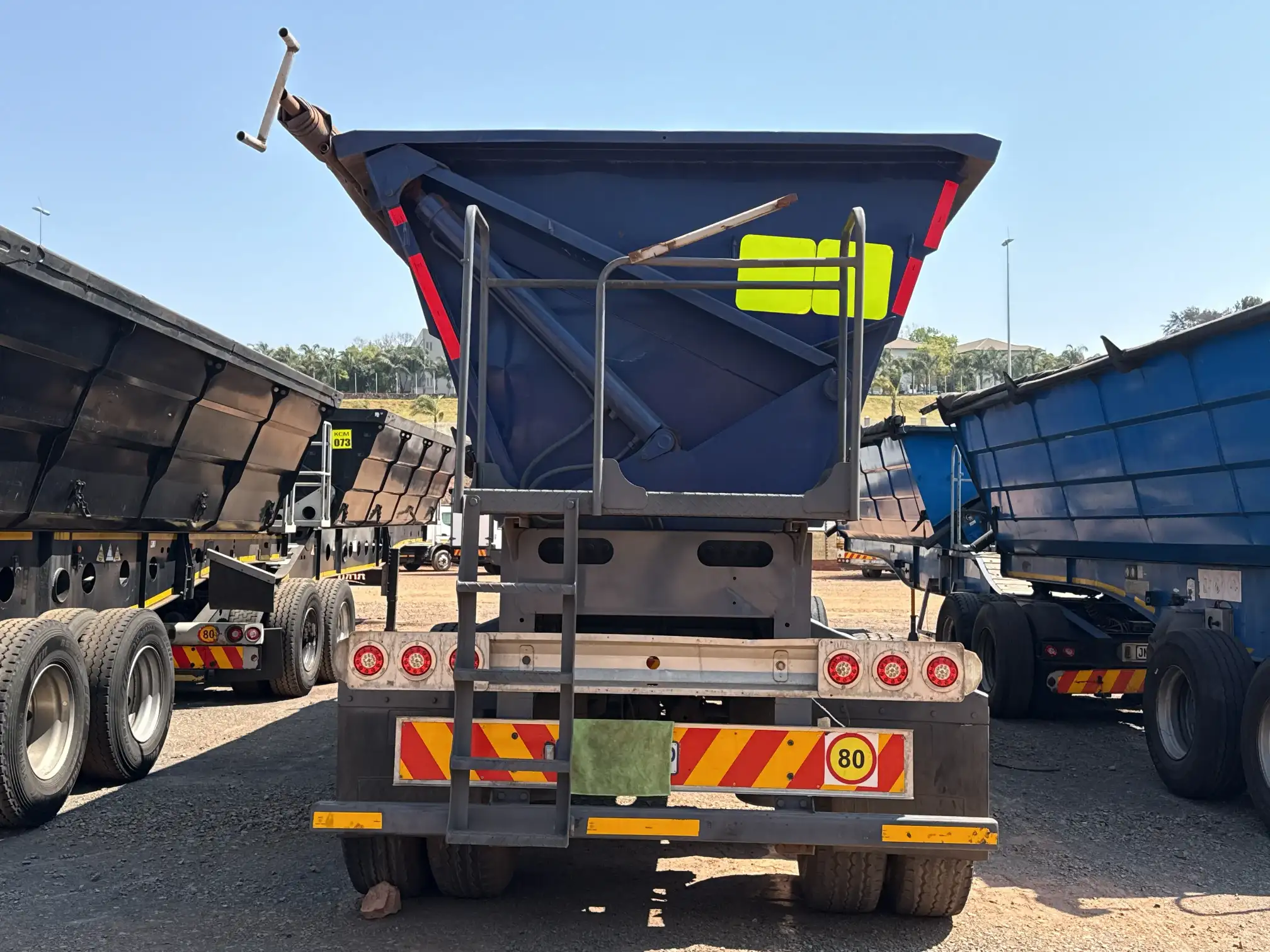 HPC Side tipper