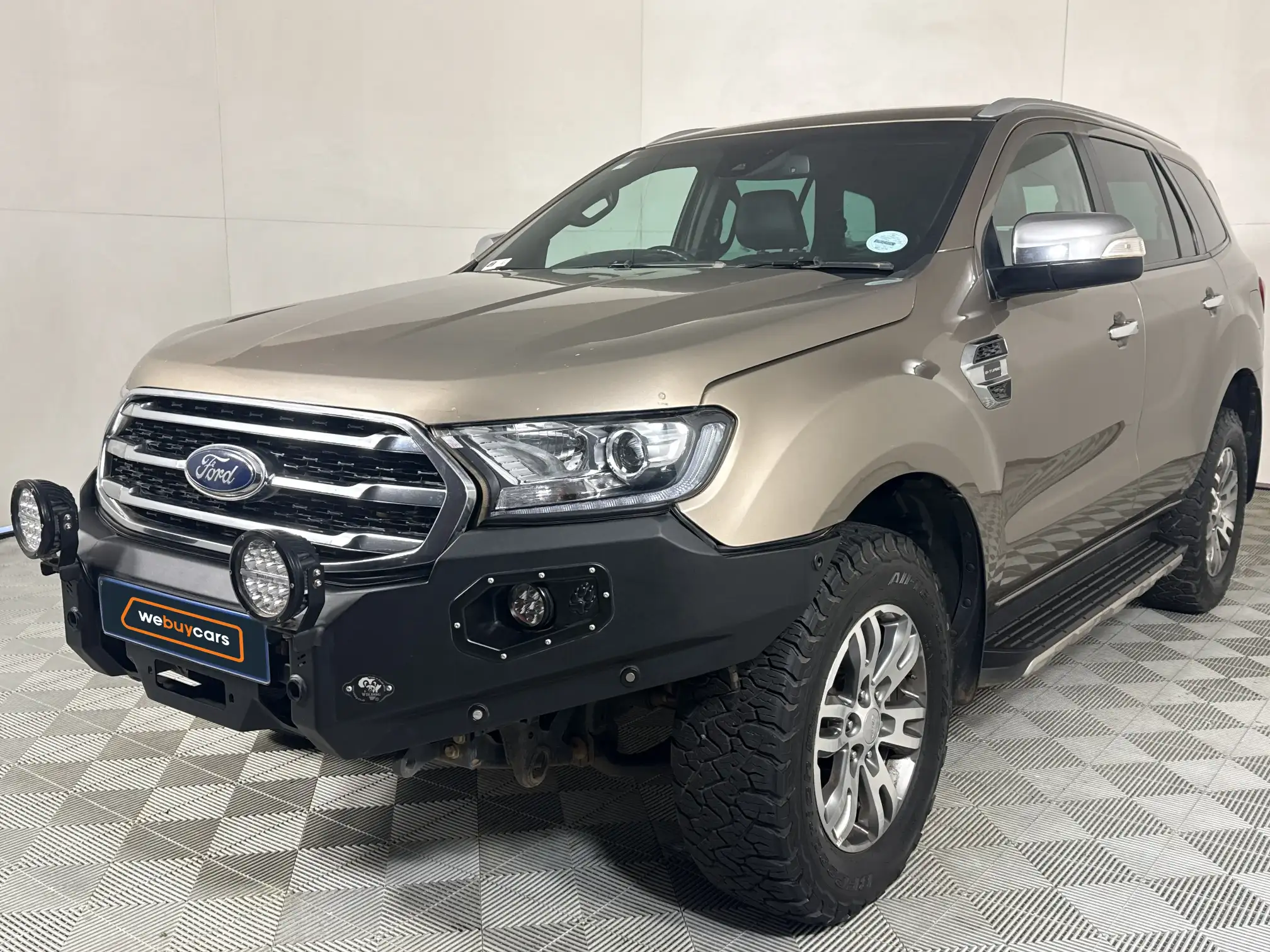 2020 Ford Everest