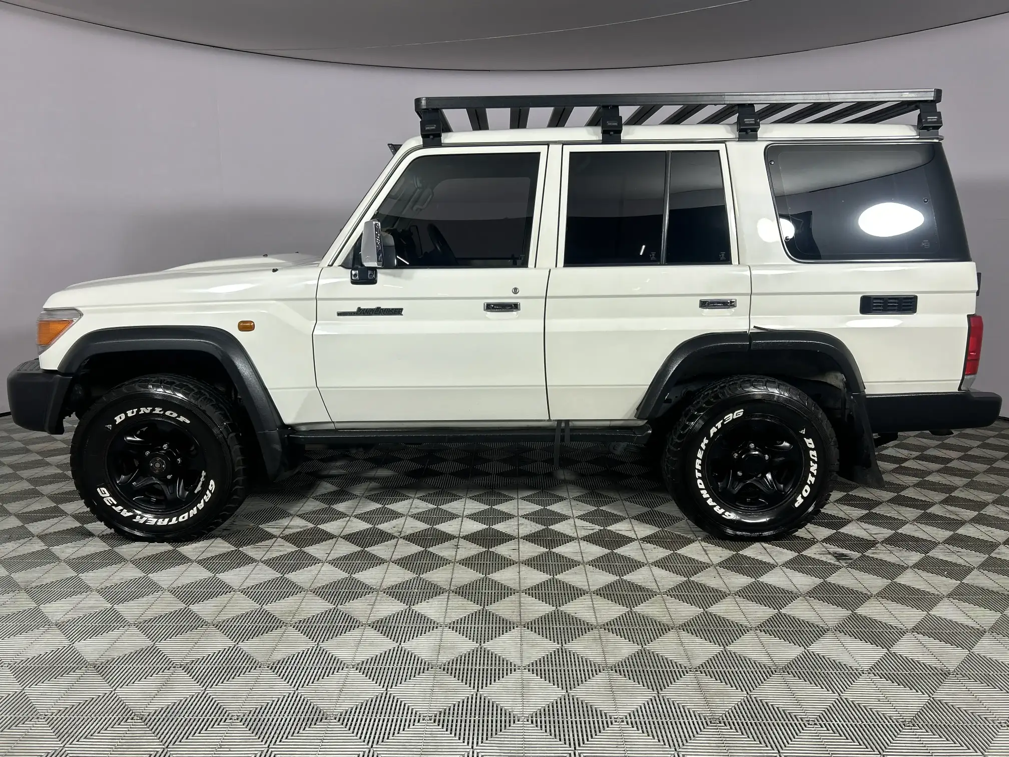 Toyota Land Cruiser 70 Series