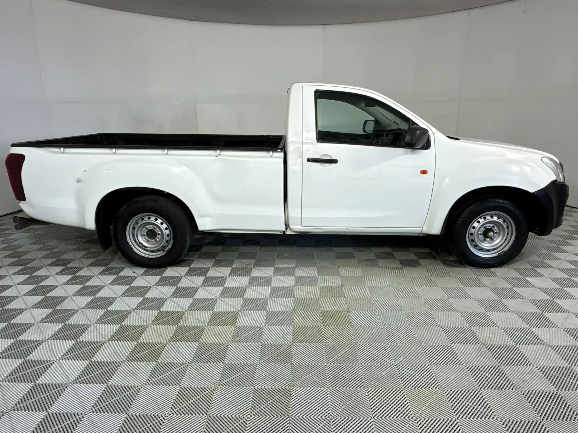 Isuzu KB