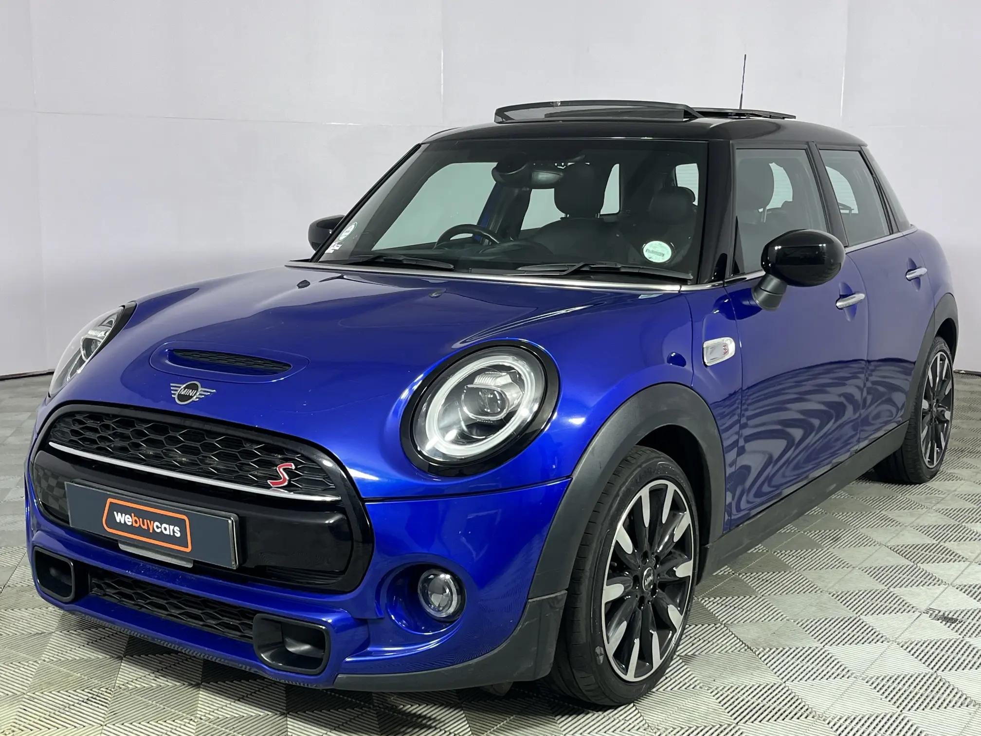 MINI Cooper S Mark V (141 kW) (XU922) Steptronic 5 Doors