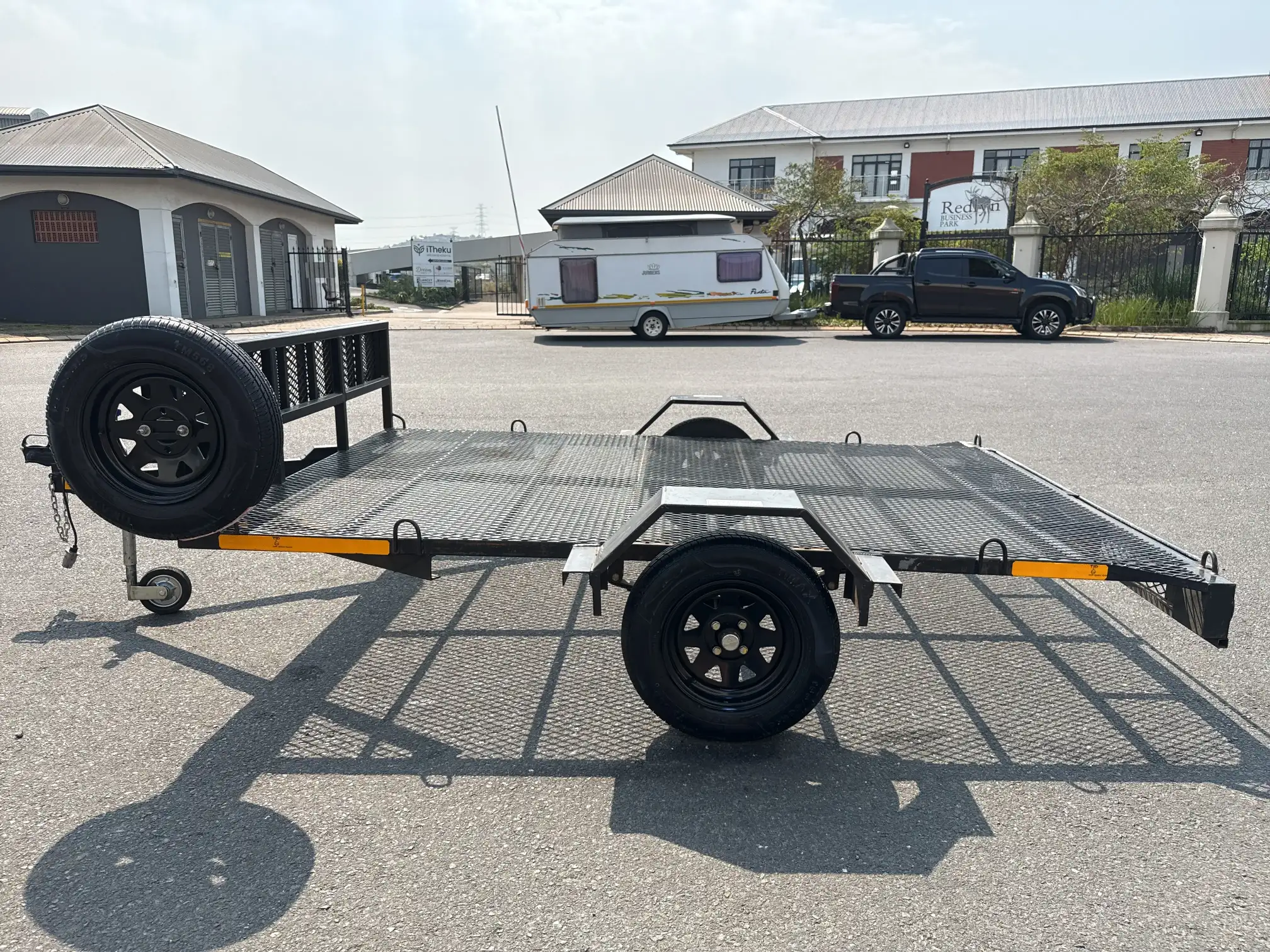Custom Flatbed