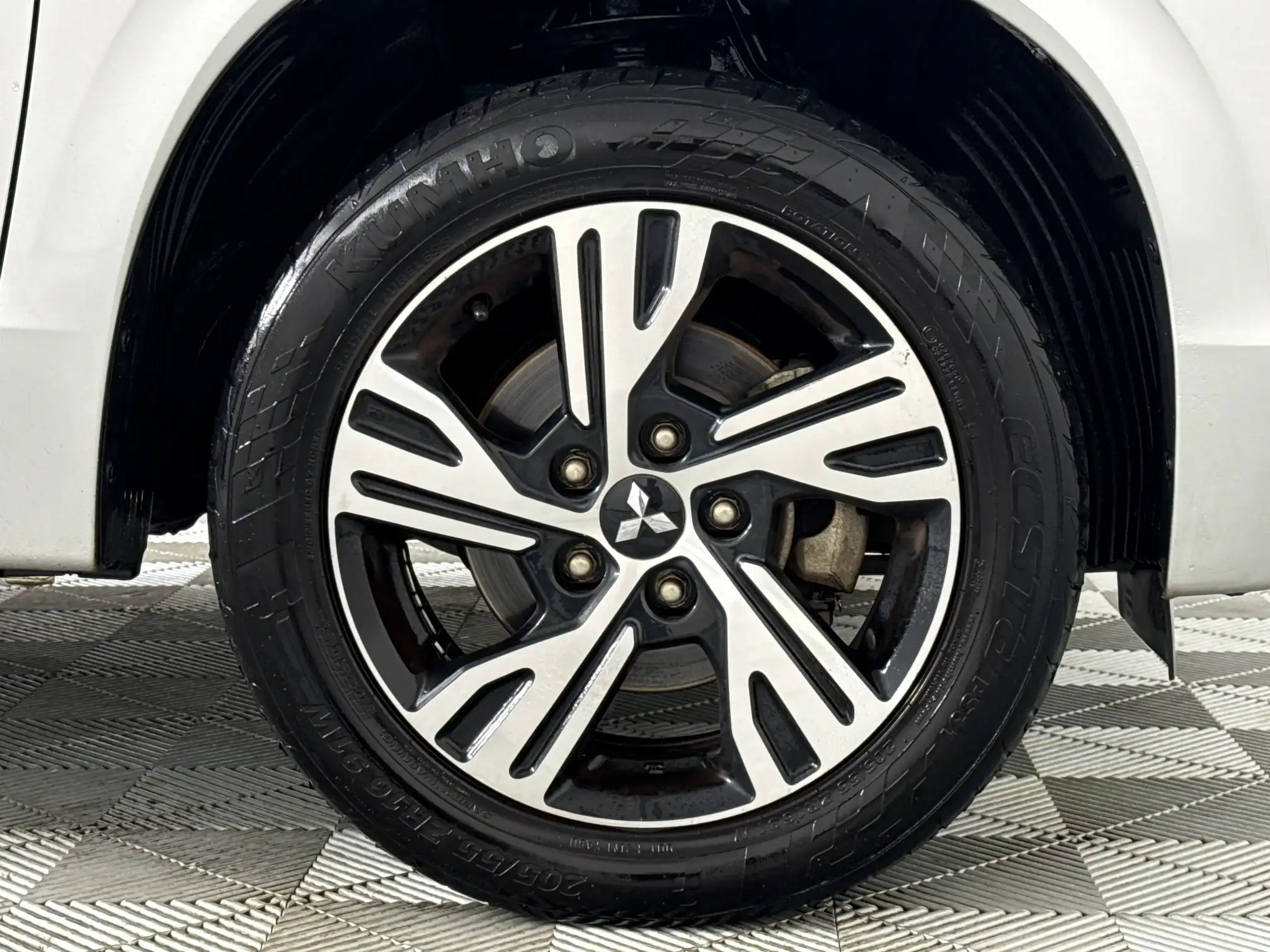 Mitsubishi Xpander