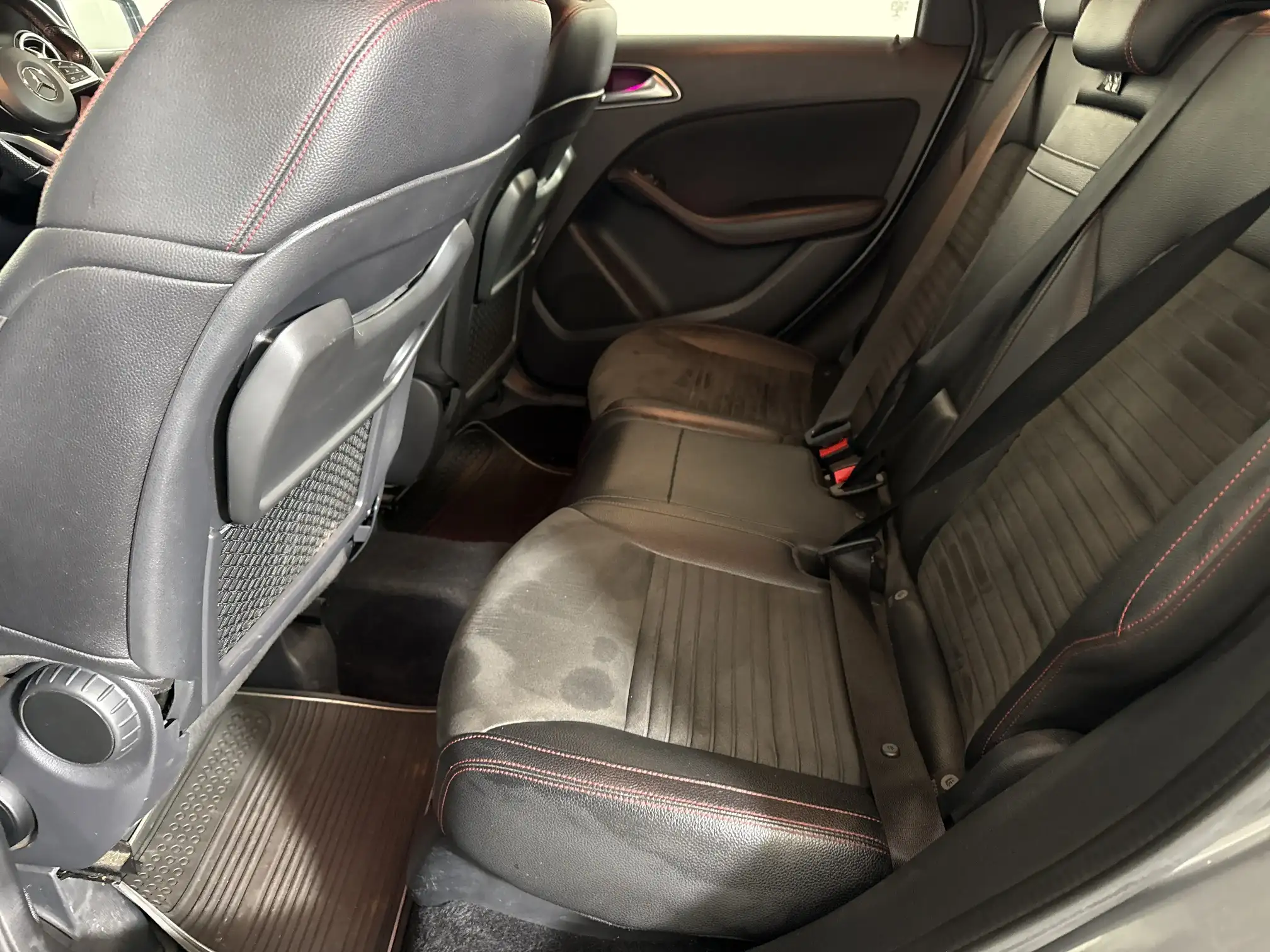 Mercedes-Benz B Class