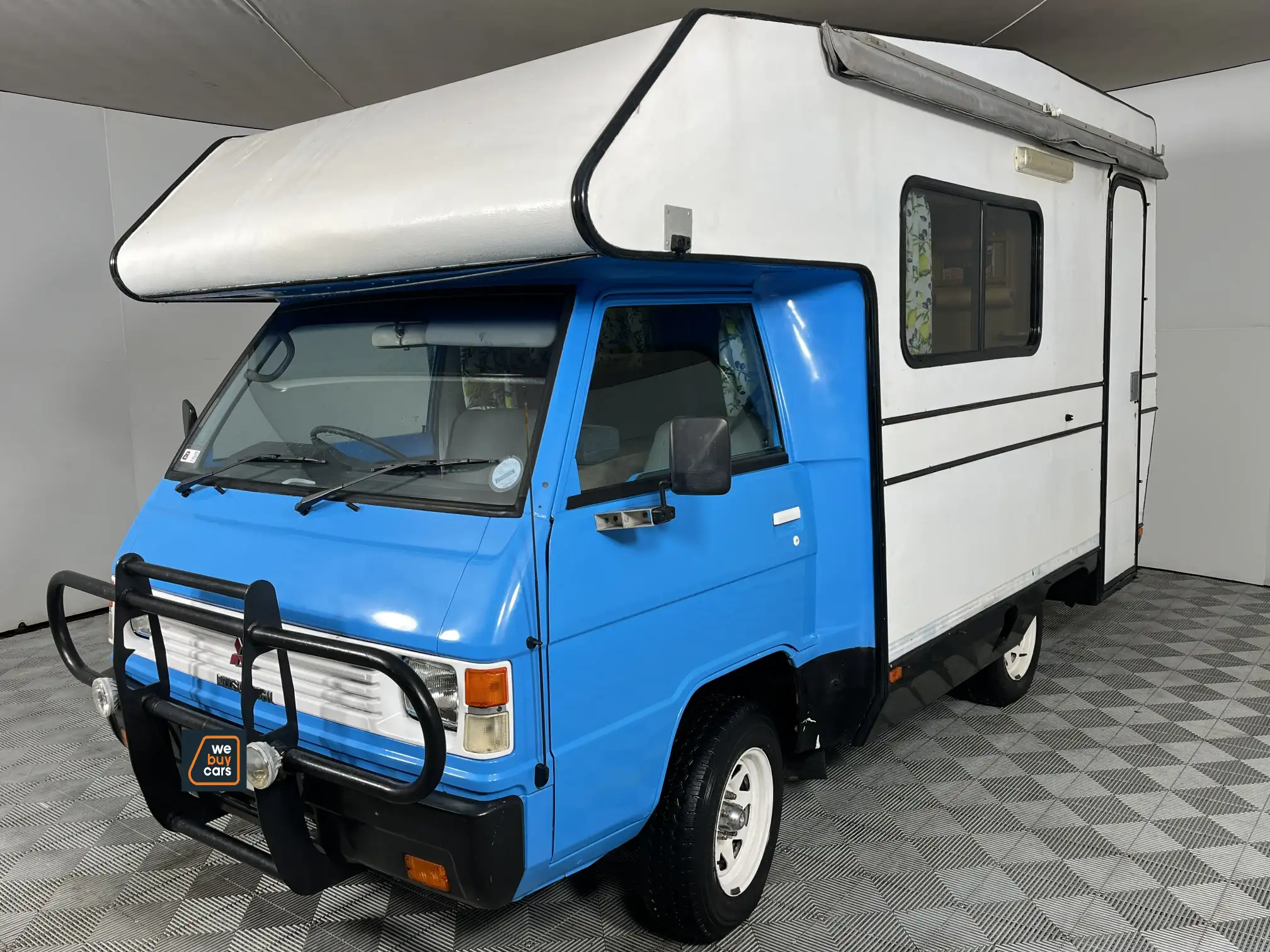 1993 Mitsubishi L300