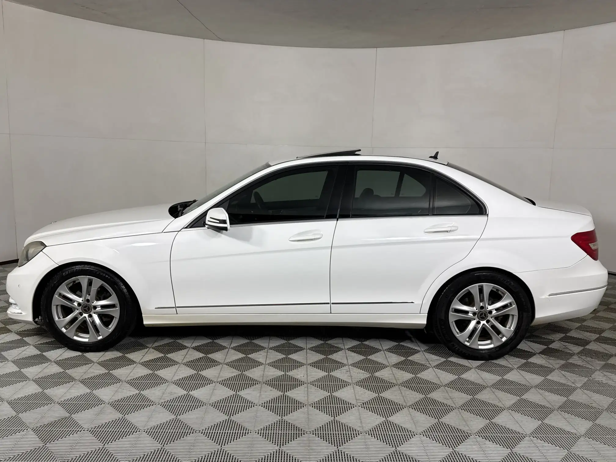 Mercedes-Benz C Class Sedan