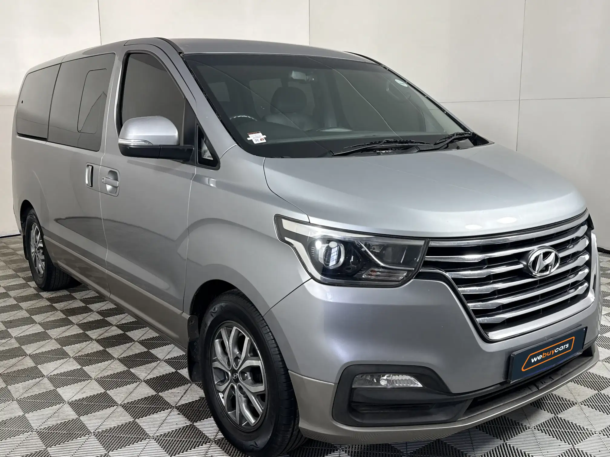 Hyundai H-1