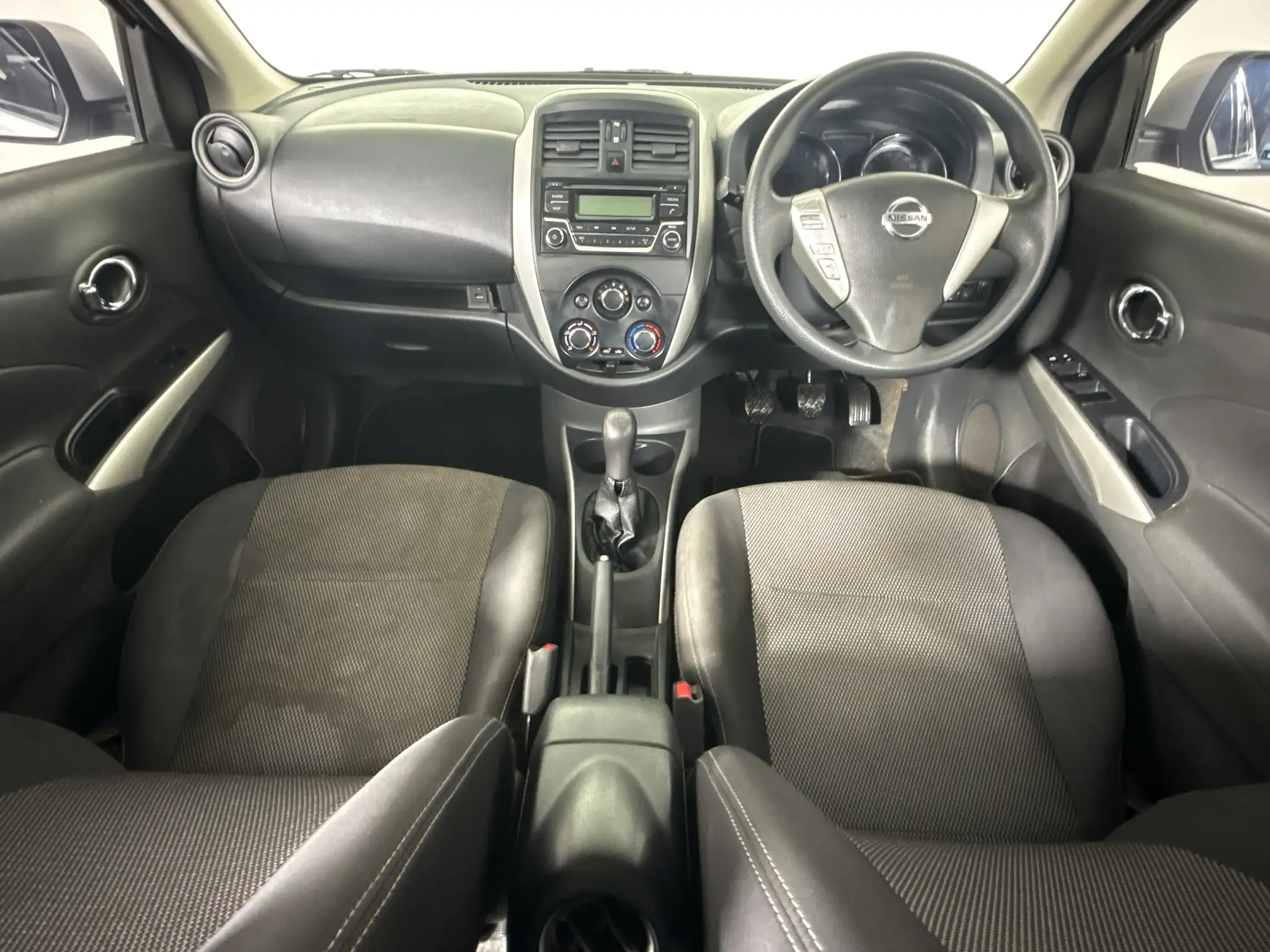 Nissan Almera