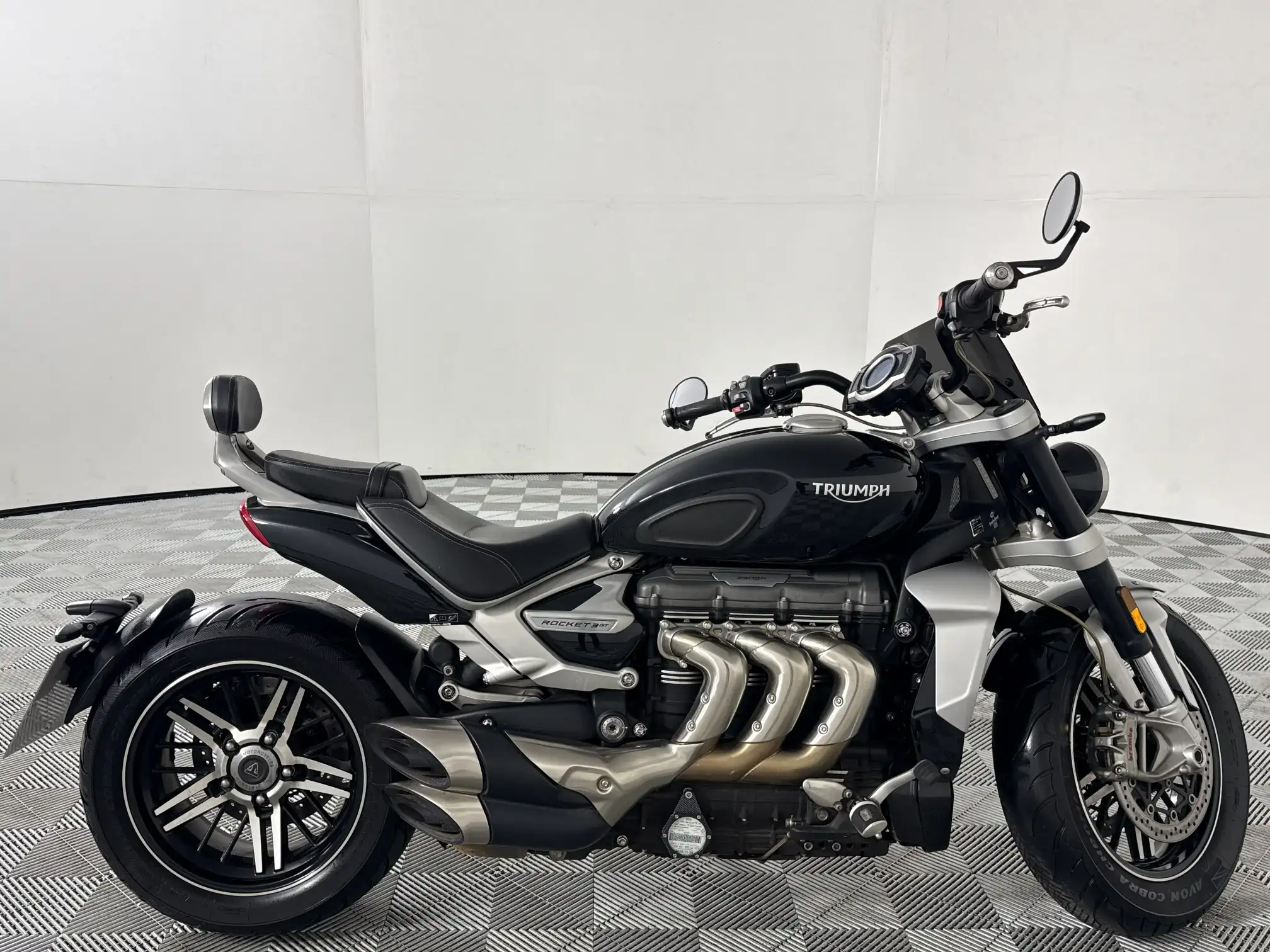 Triumph Rocket