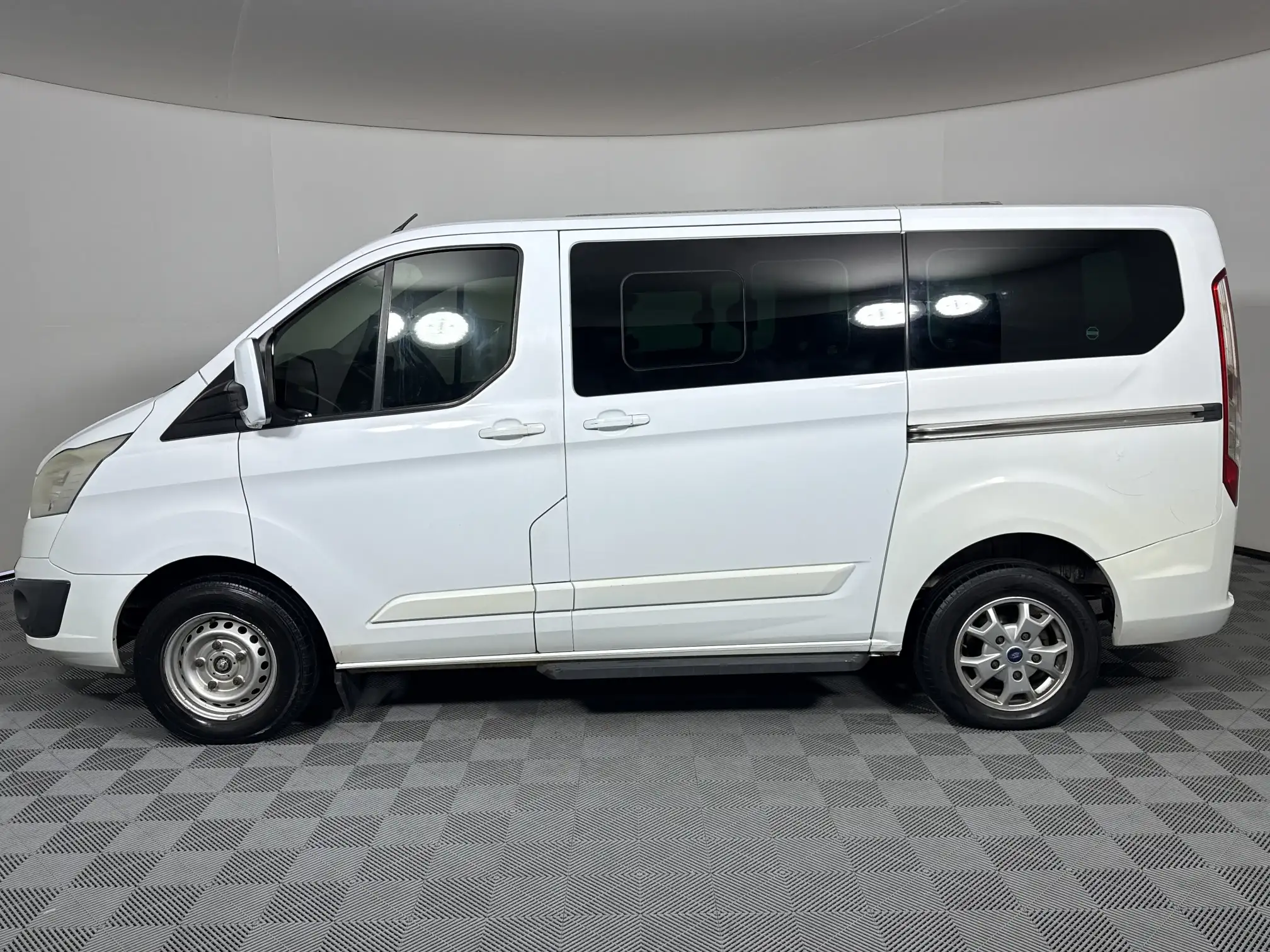 Ford Tourneo